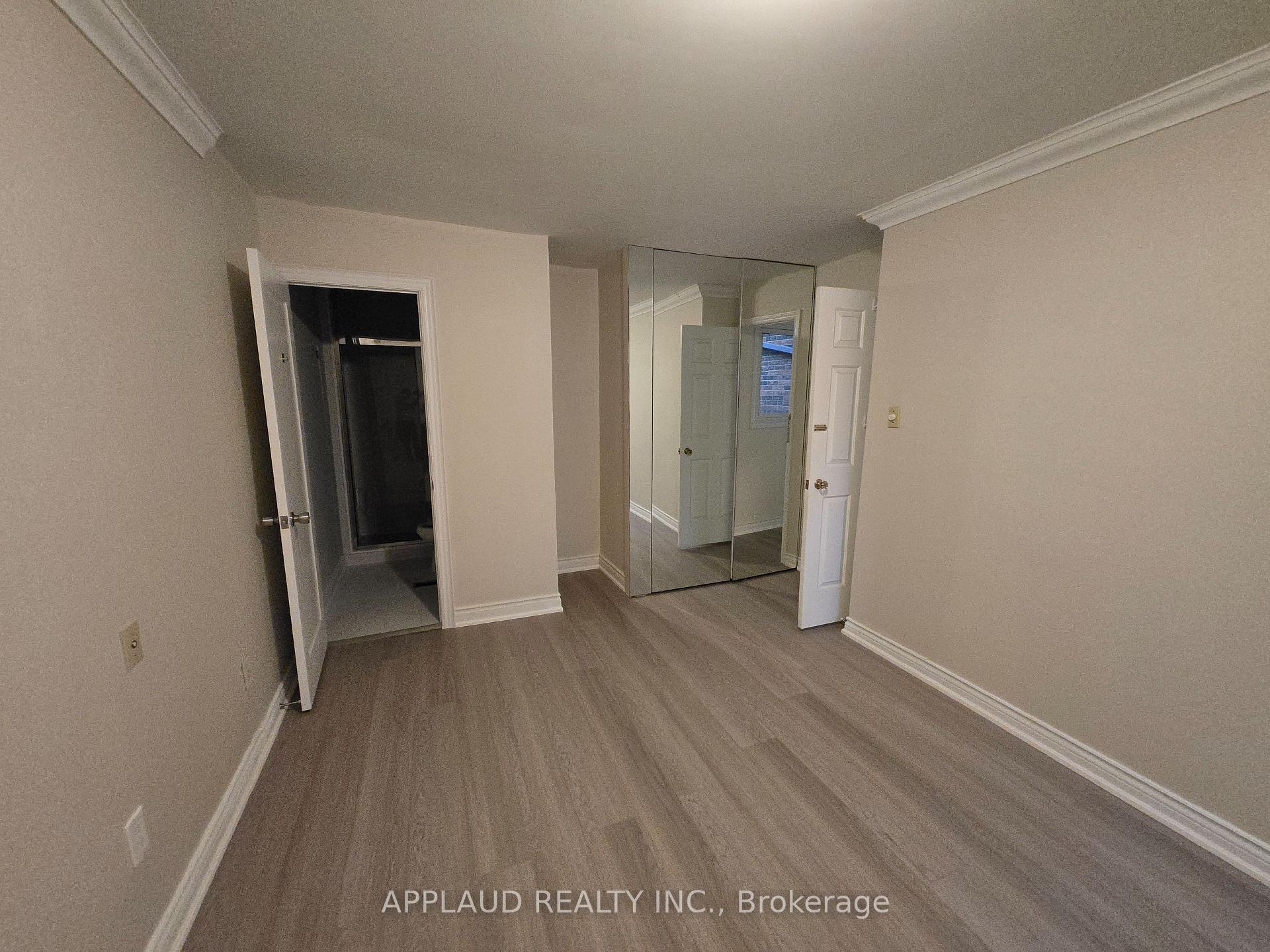 Photo 15 of 7 Bards Walkway Way, North York, Pleasant View — HOMEH