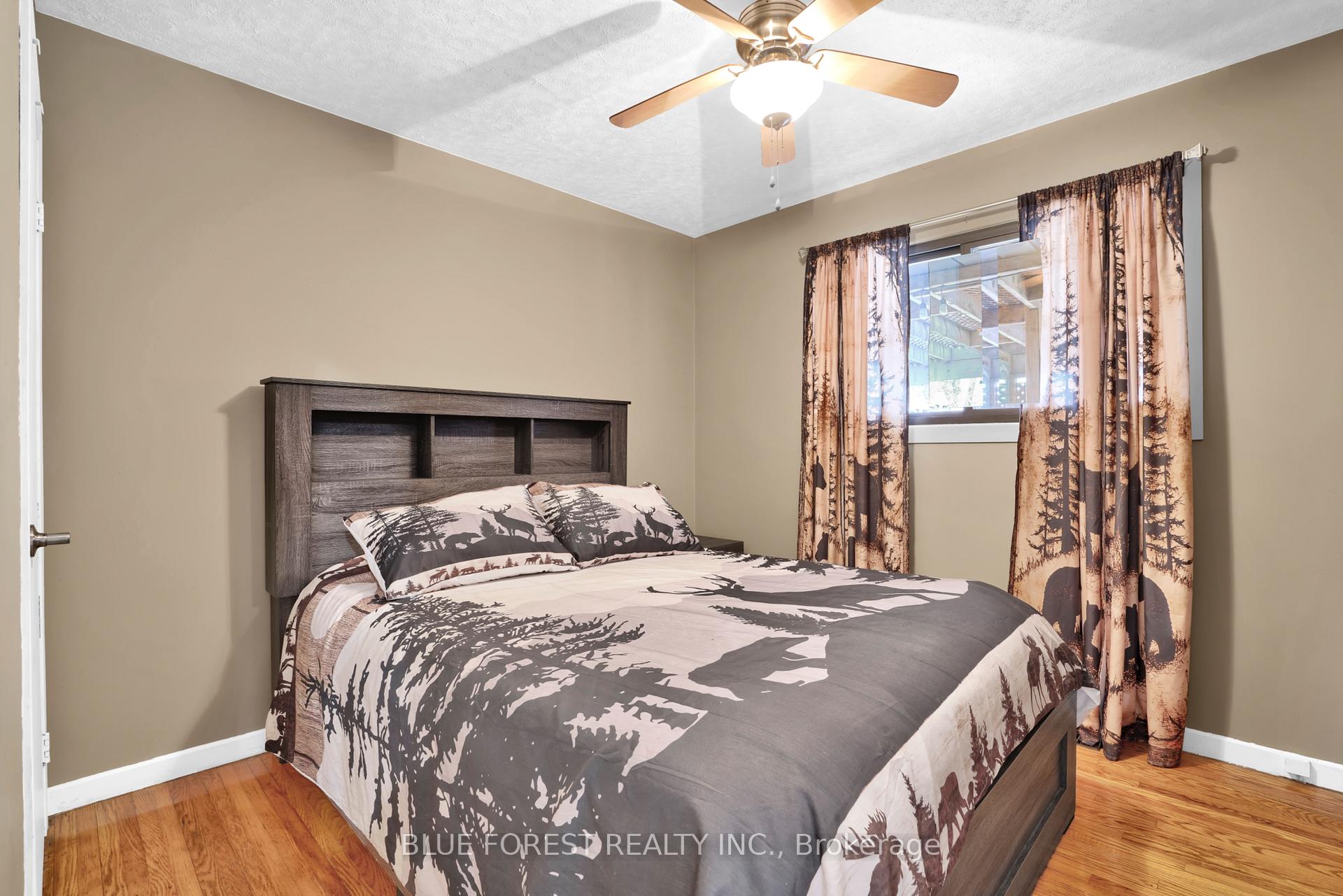 Photo 11 of 102 Semenyn Avenue, Chatham-Kent, Chatham — HOMEH