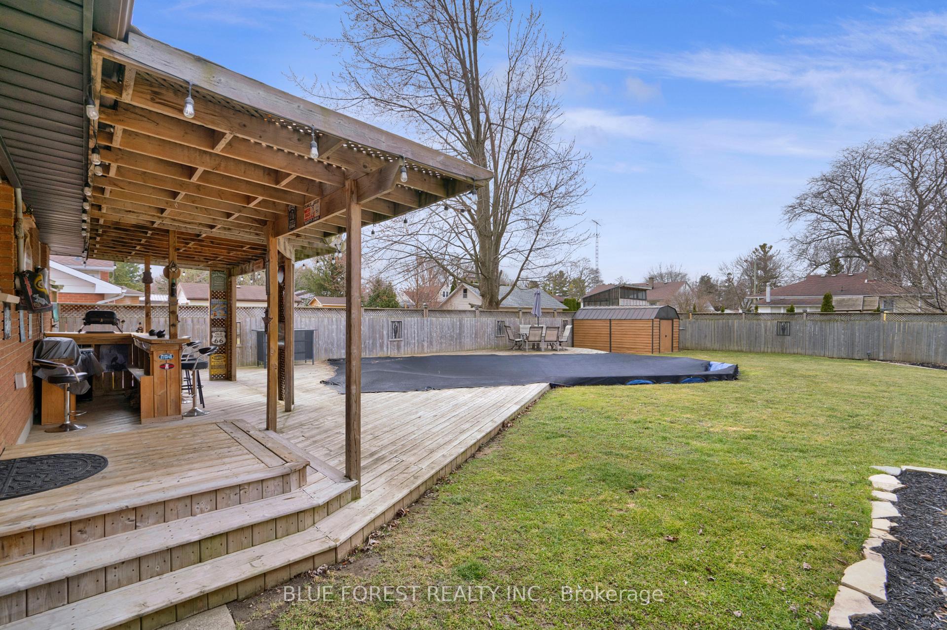 Photo 20 of 102 Semenyn Avenue, Chatham-Kent, Chatham — HOMEH