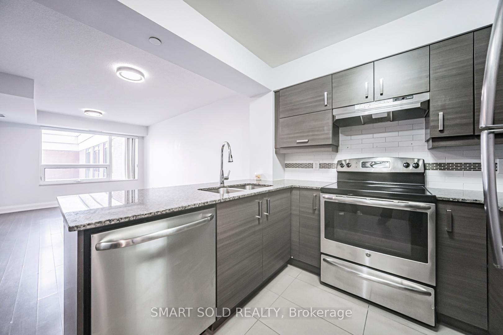 Photo 8 of Unit 705, 8200 Birchmount Road, Markham, Unionville — HOMEH
