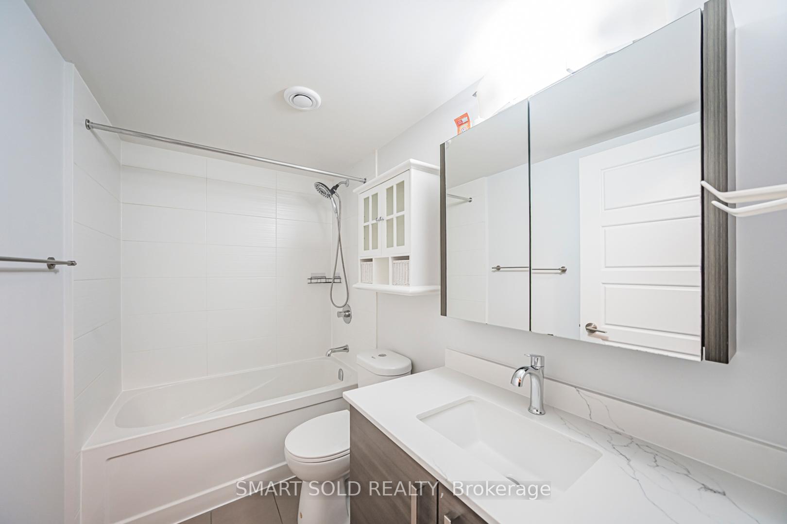 Photo 26 of Unit 705, 8200 Birchmount Road, Markham, Unionville — HOMEH