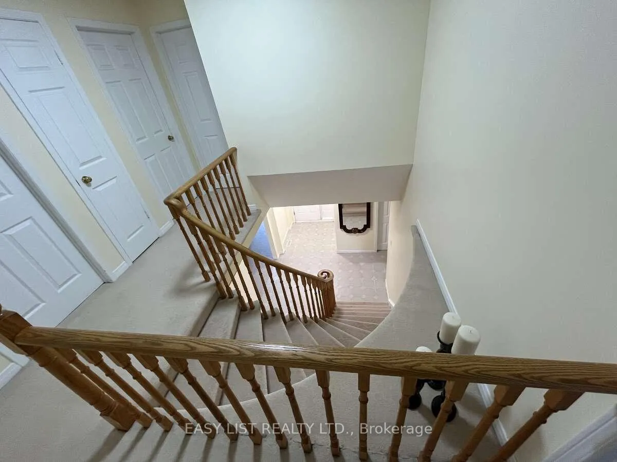 Photo 20 of 102 Burwell Crescent, Markham, Raymerville — HOMEH