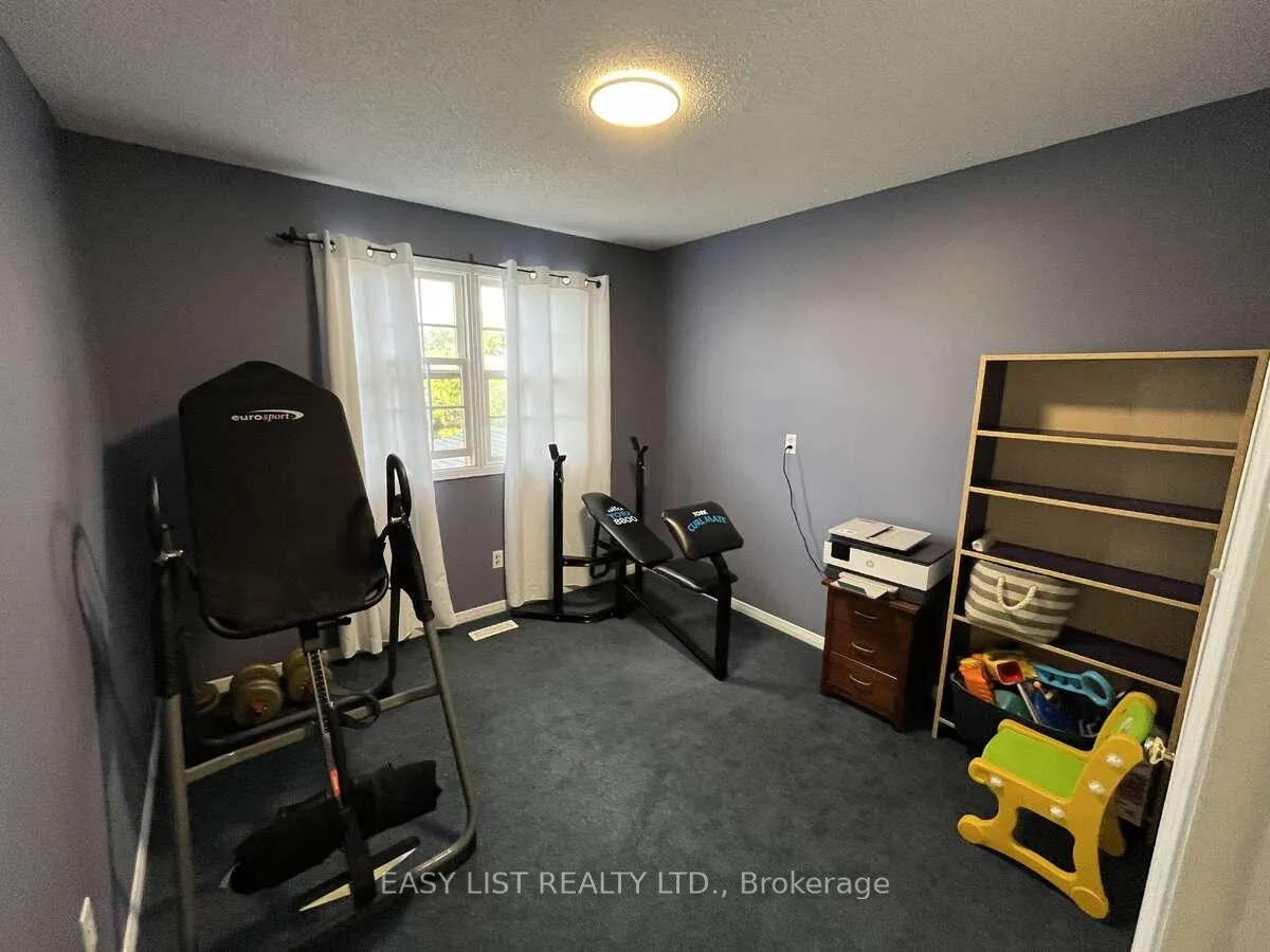 Photo 24 of 102 Burwell Crescent, Markham, Raymerville — HOMEH