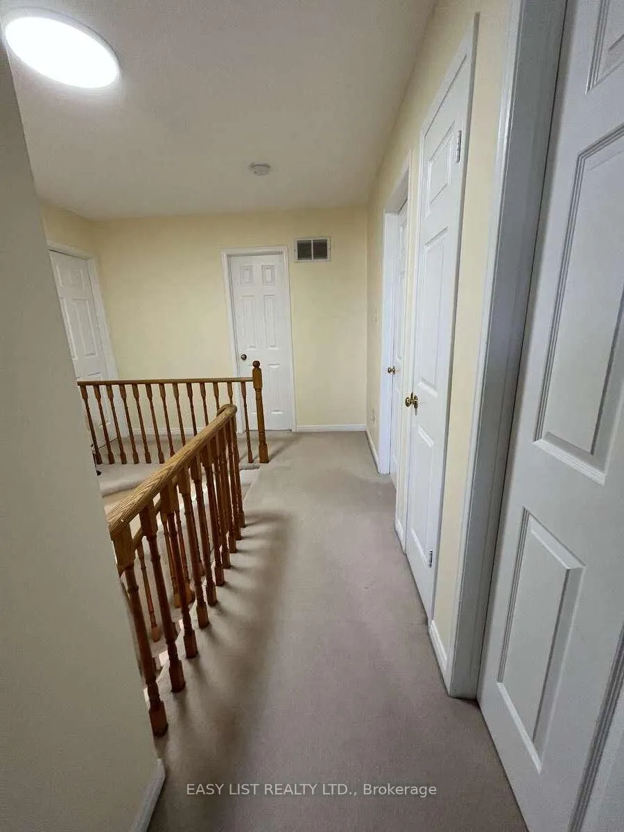 Photo 25 of 102 Burwell Crescent, Markham, Raymerville — HOMEH