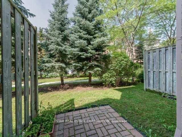 Photo 11 of Unit 12, 23 St Moritz Way, Markham, Unionville — HOMEH