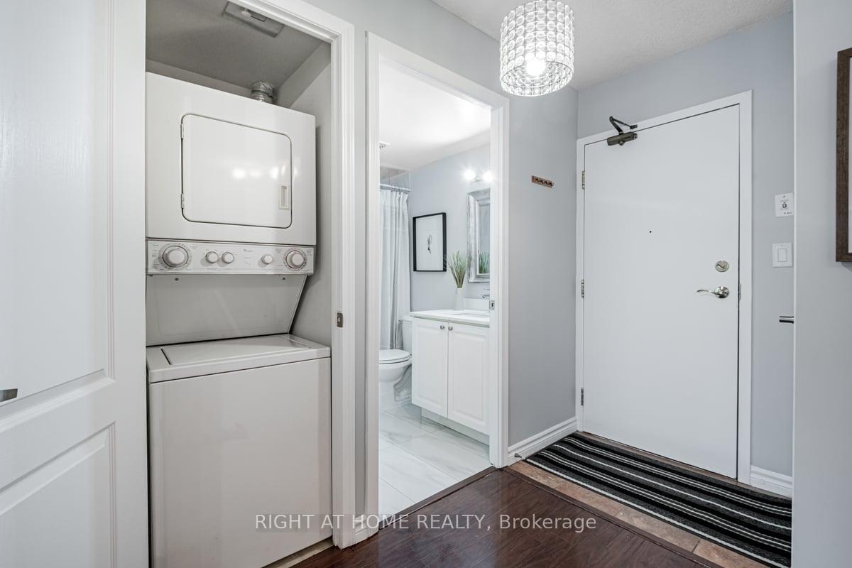 Photo 5 of Unit 606, 745 New Westminster Drive, Vaughan, Brownridge — HOMEH