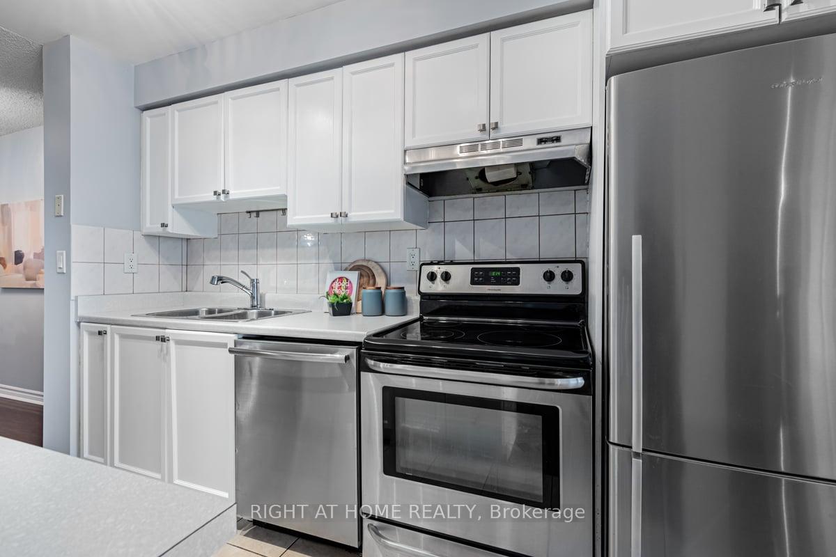 Photo 22 of Unit 606, 745 New Westminster Drive, Vaughan, Brownridge — HOMEH