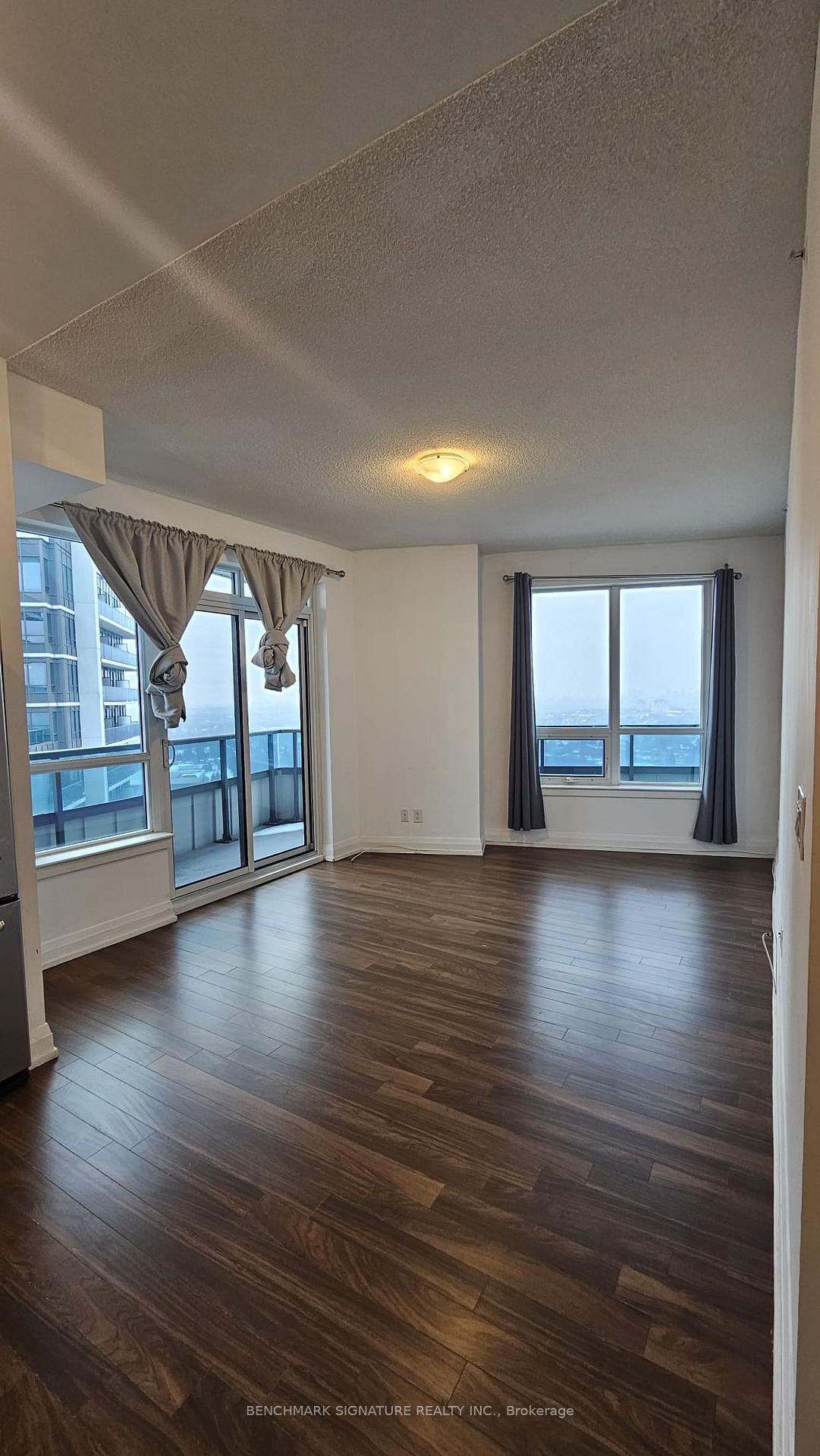 Photo 44 of Unit 2431, 7161 Yonge Street, Markham, Grandview — HOMEH