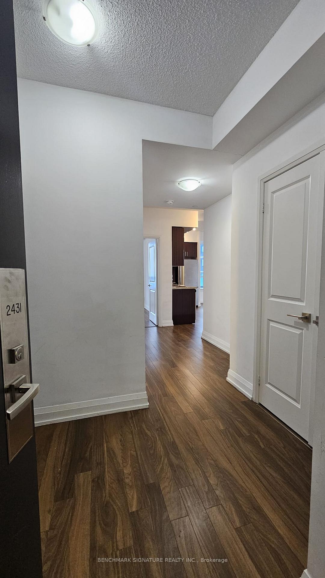 Photo 7 of Unit 2431, 7161 Yonge Street, Markham, Grandview — HOMEH