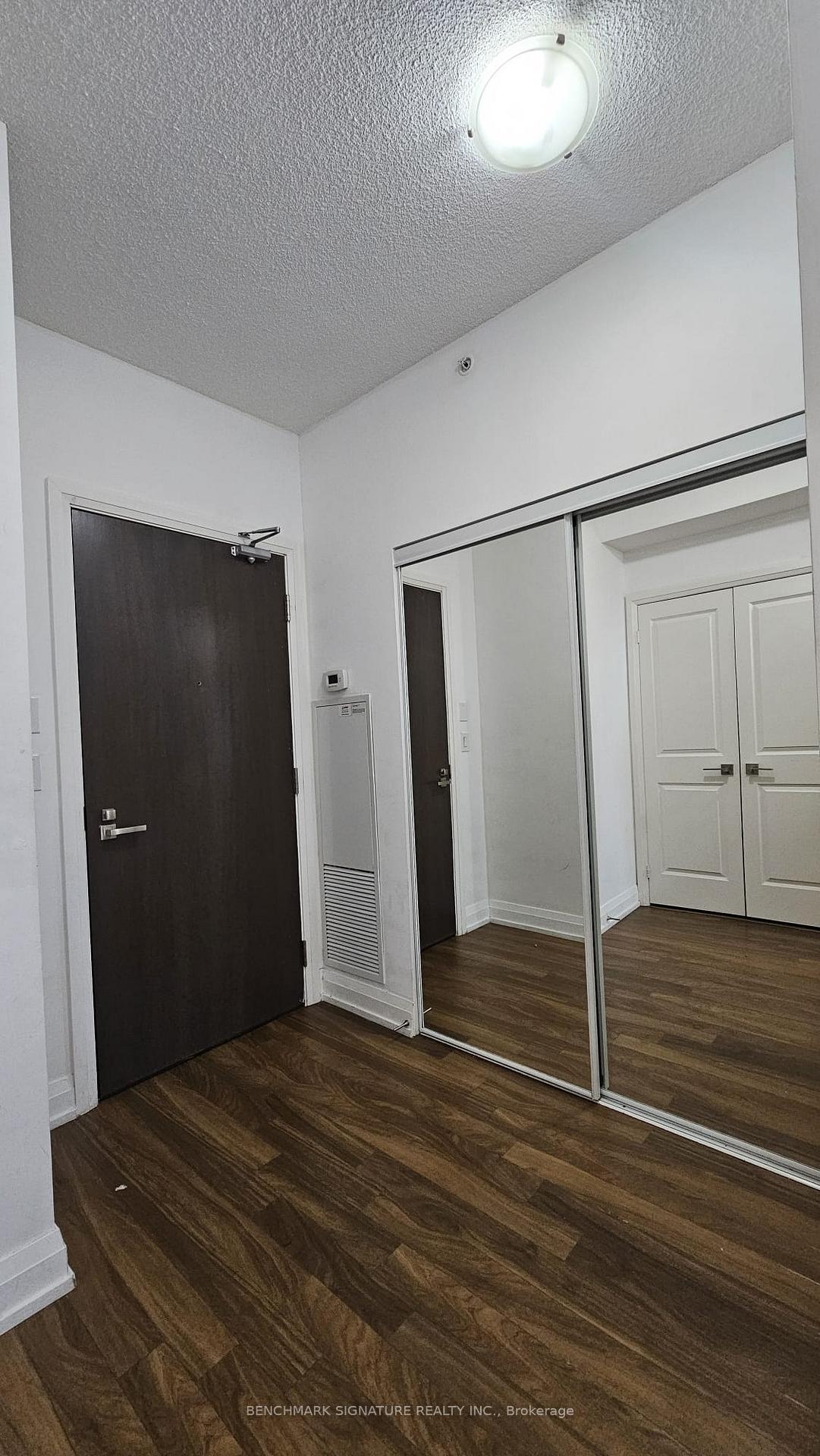 Photo 9 of Unit 2431, 7161 Yonge Street, Markham, Grandview — HOMEH