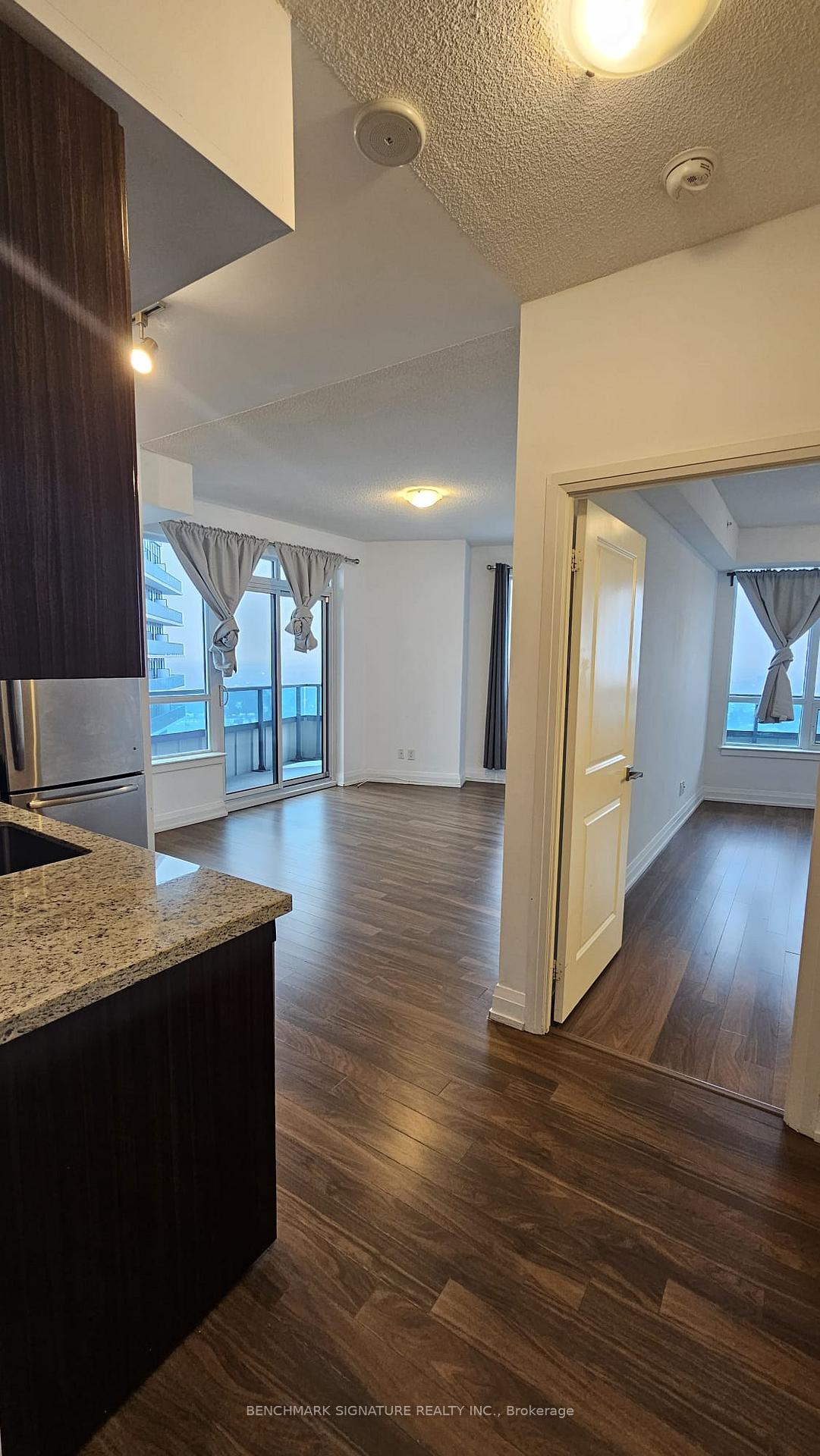 Photo 16 of Unit 2431, 7161 Yonge Street, Markham, Grandview — HOMEH