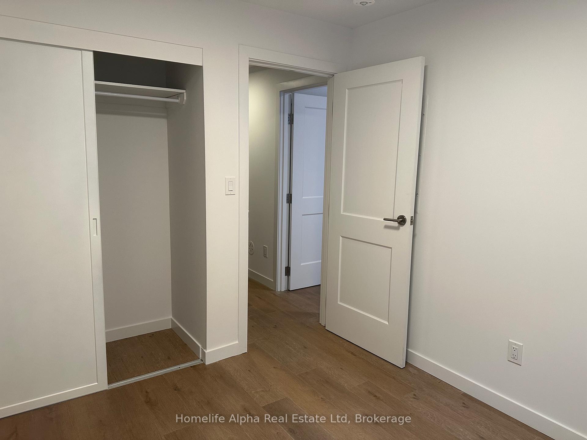 Photo 9 of Unit 5, 113 Marydale Avenue, Markham, Middlefield — HOMEH