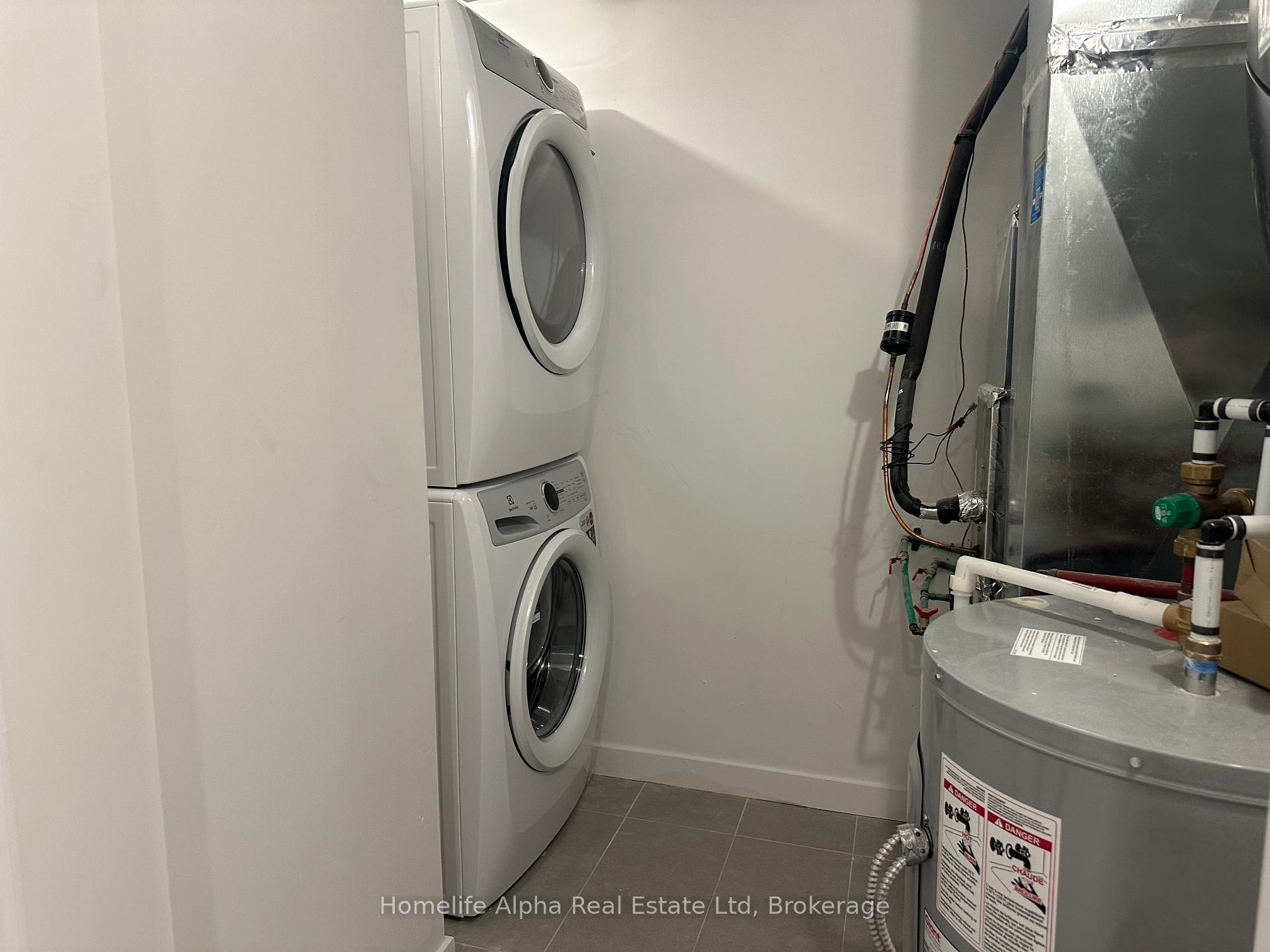 Photo 11 of Unit 5, 113 Marydale Avenue, Markham, Middlefield — HOMEH