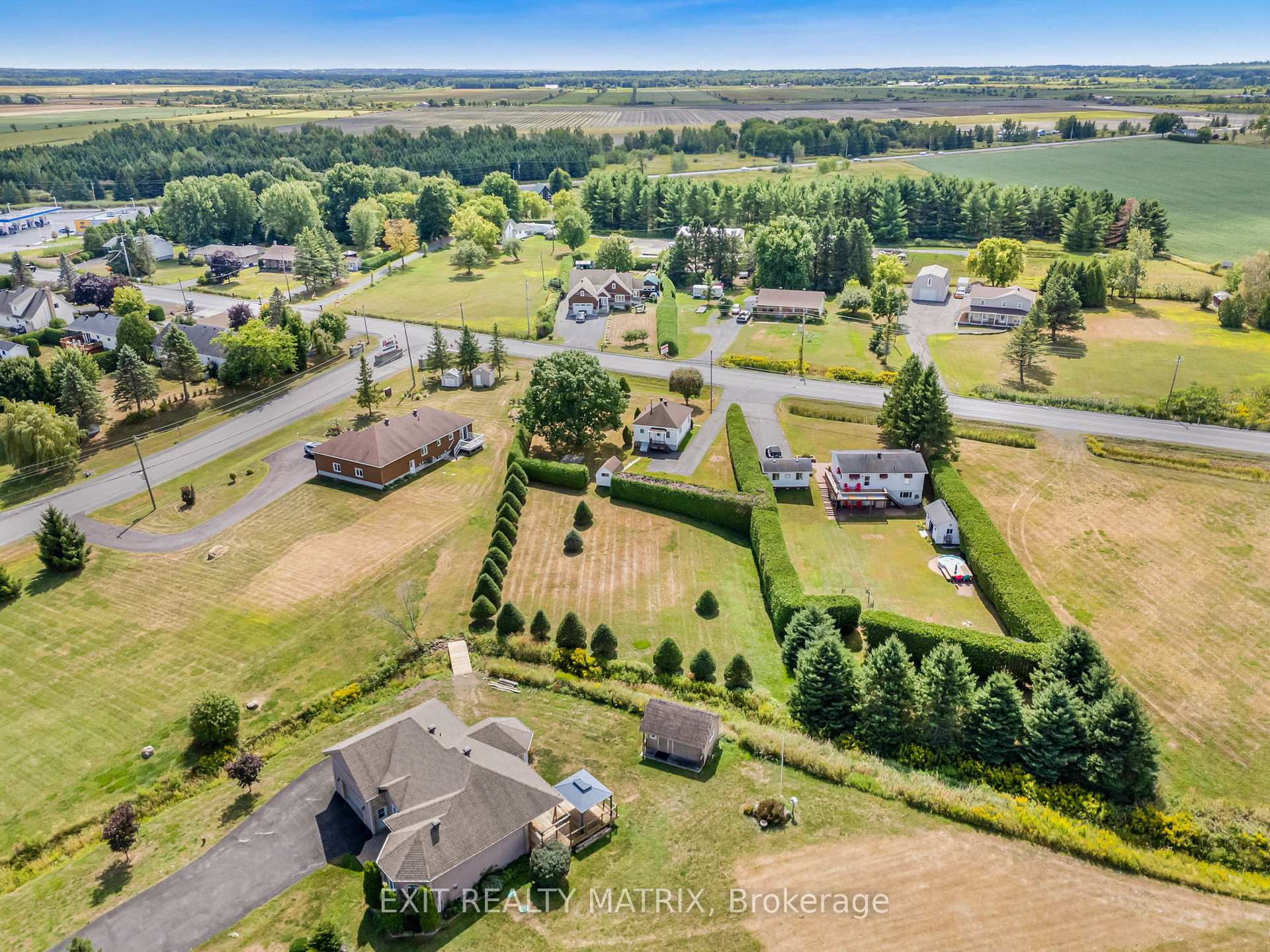Photo 27 of 48 Front Road W, Champlain, L'Orignal — HOMEH