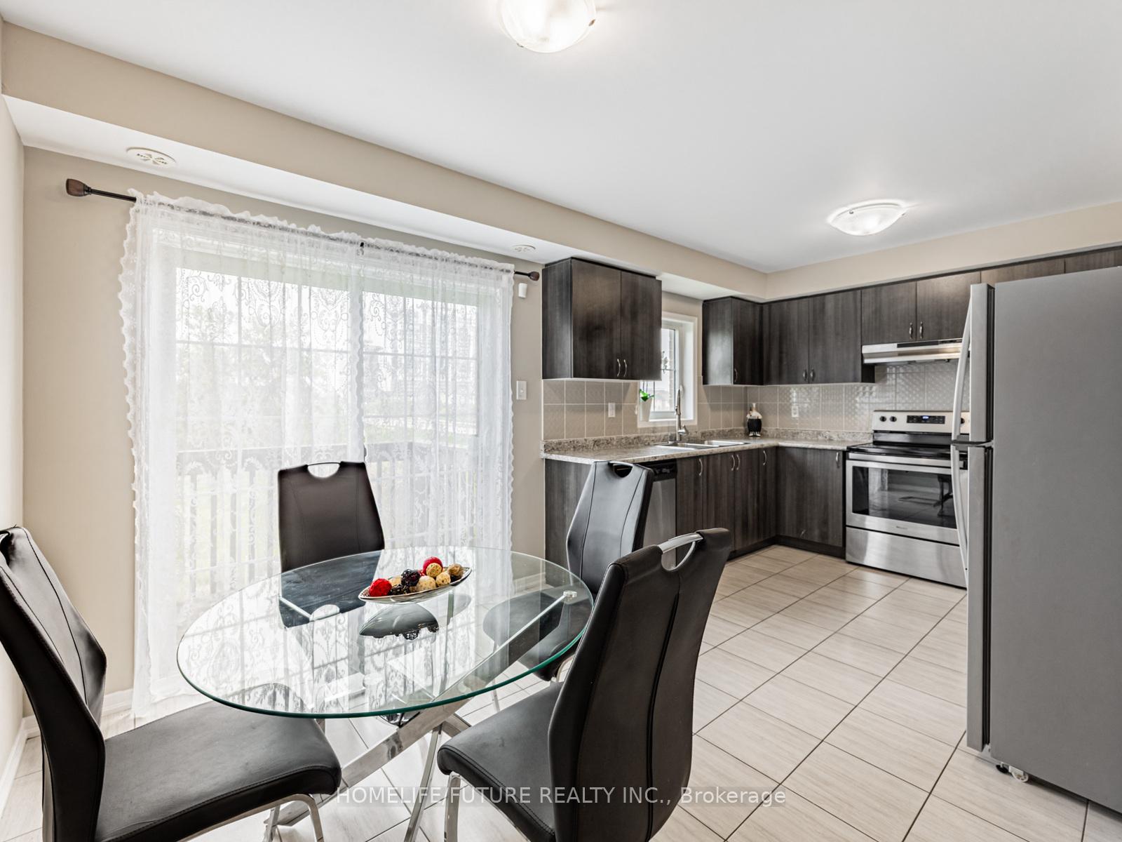 Photo 9 of 2611 Deputy Minister Path, Oshawa, Windfields — HOMEH