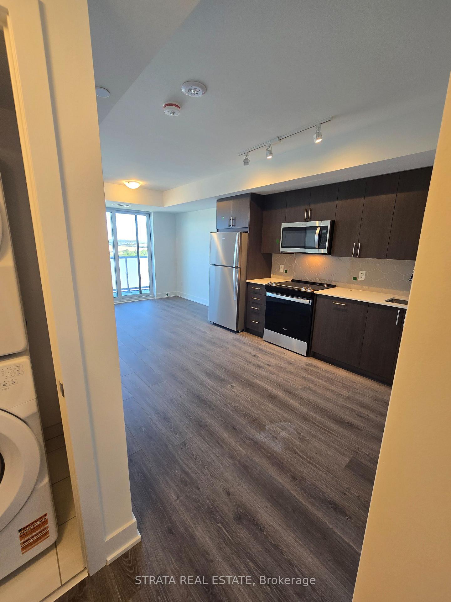 Photo 5 of Unit 1633, 2425 Simcoe Street N, Oshawa, Windfields — HOMEH