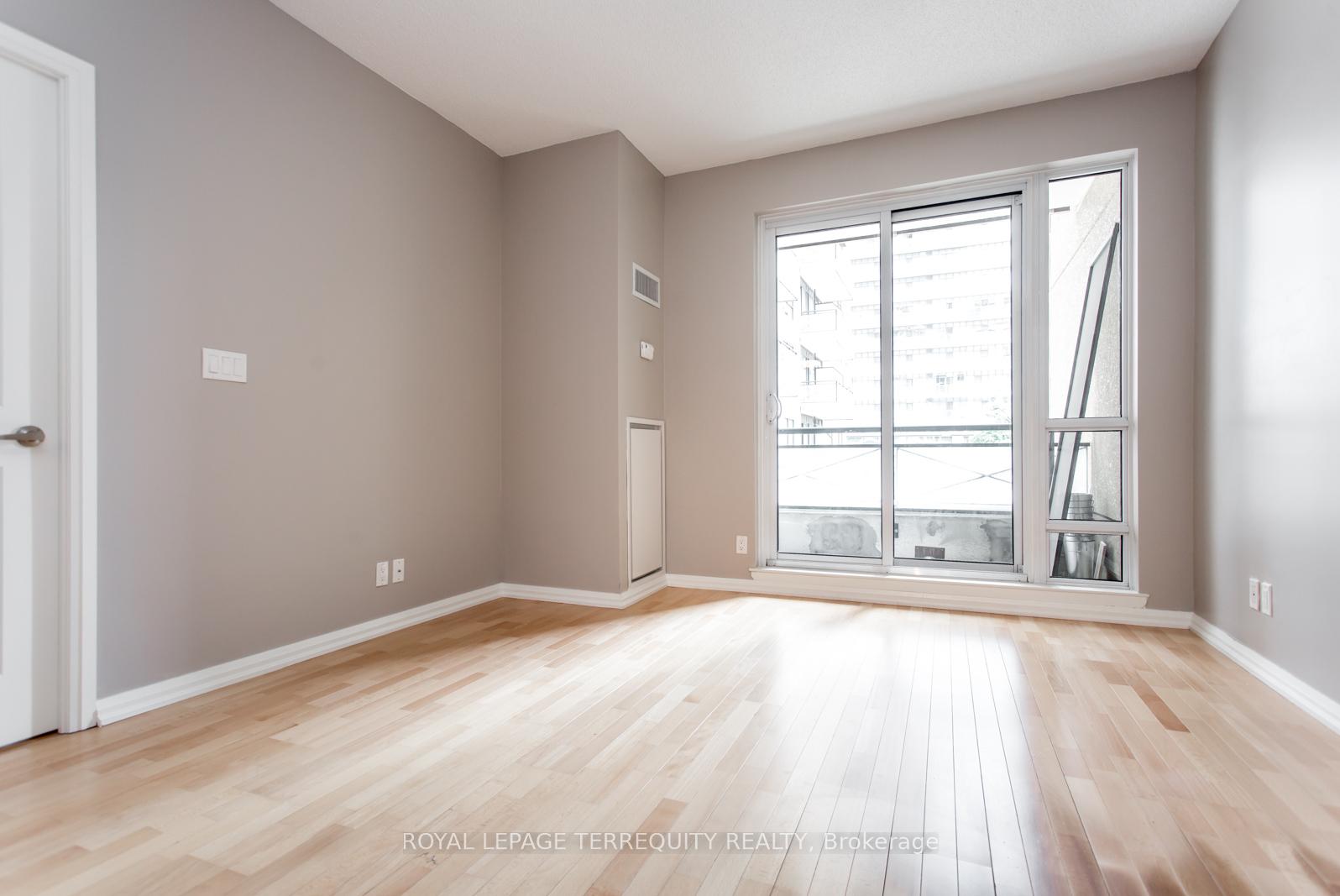 Photo 11 of Unit 502, 35 Hayden Street, Toronto, Church-Yonge Corridor — HOMEH