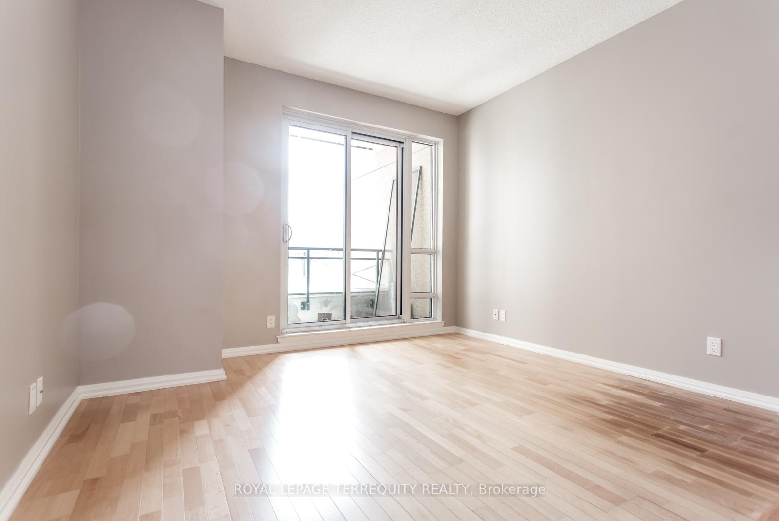 Photo 12 of Unit 502, 35 Hayden Street, Toronto, Church-Yonge Corridor — HOMEH