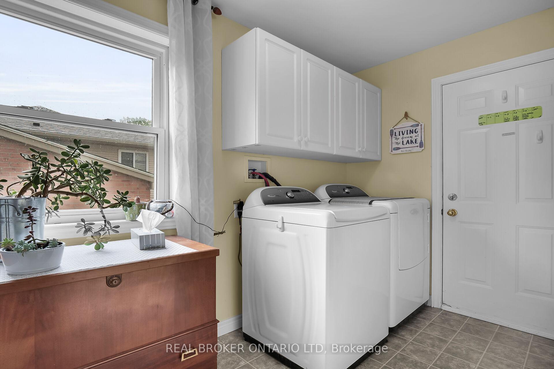 Photo 14 of 301&303 Frances Street, Central Elgin, Rural Central Elgin — HOMEH