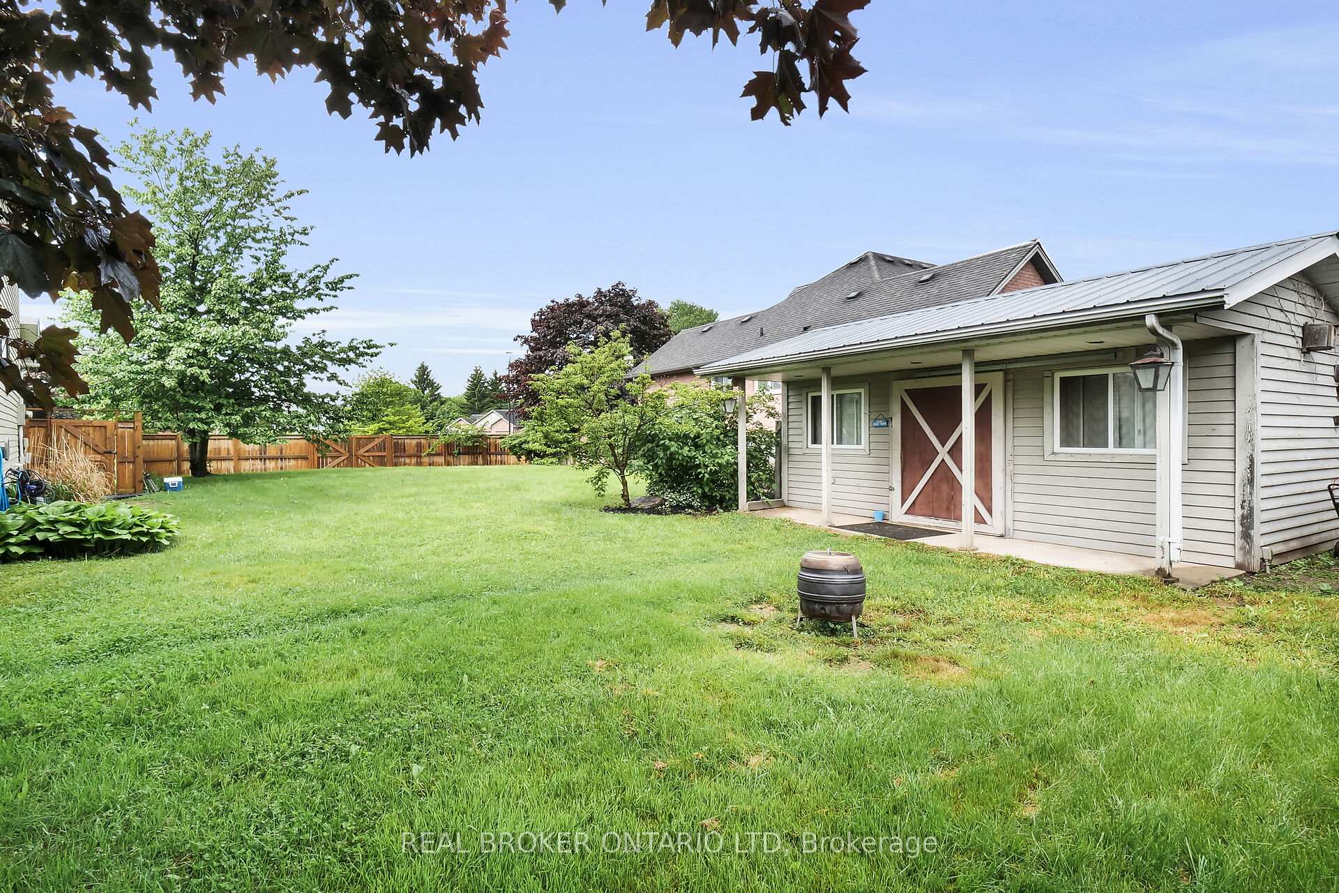 Photo 37 of 301&303 Frances Street, Central Elgin, Rural Central Elgin — HOMEH