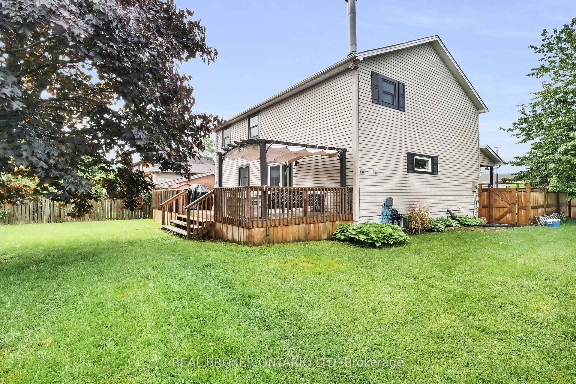 Photo 40 of 301&303 Frances Street, Central Elgin, Rural Central Elgin — HOMEH