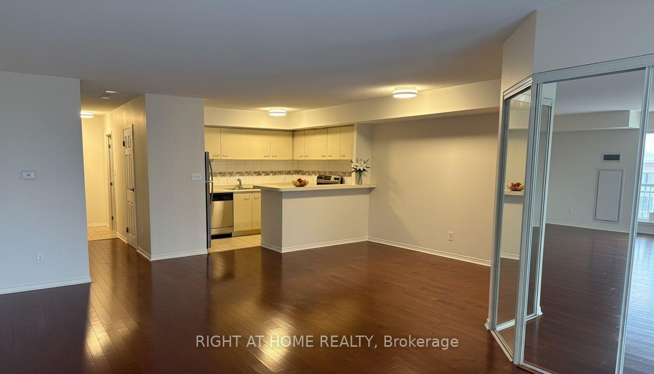 Photo 5 of Unit 1101, 25 The Esplanade, Toronto, Waterfront Communities — HOMEH