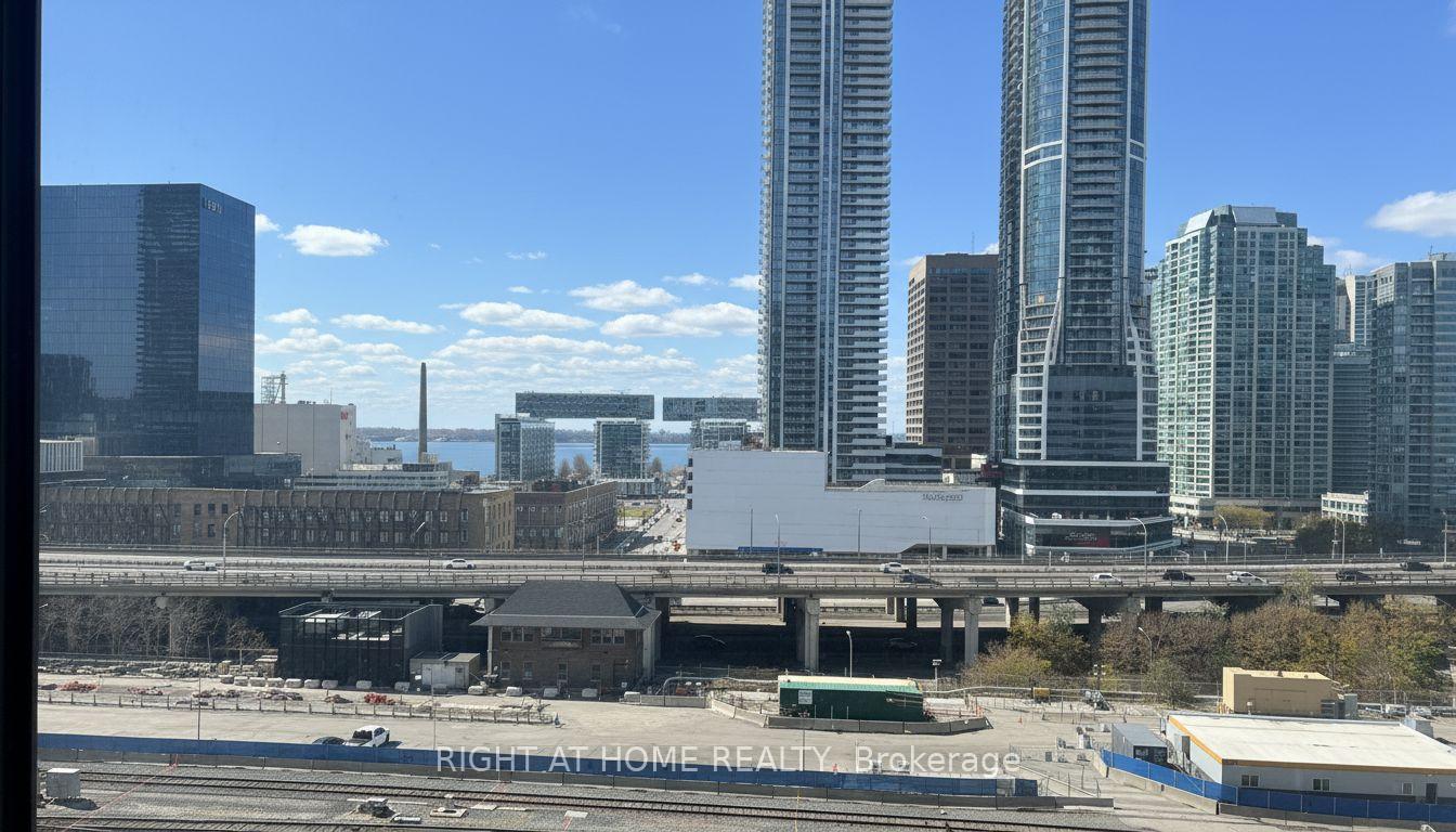 Photo 14 of Unit 1101, 25 The Esplanade, Toronto, Waterfront Communities — HOMEH
