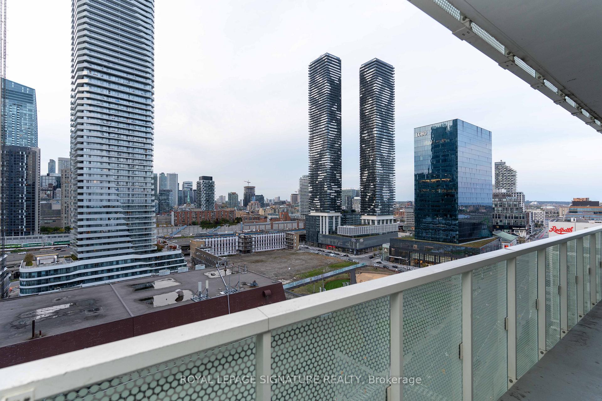 Photo 3 of Unit 1708, 15 Queens Quay E, Toronto, Waterfront Communities — HOMEH
