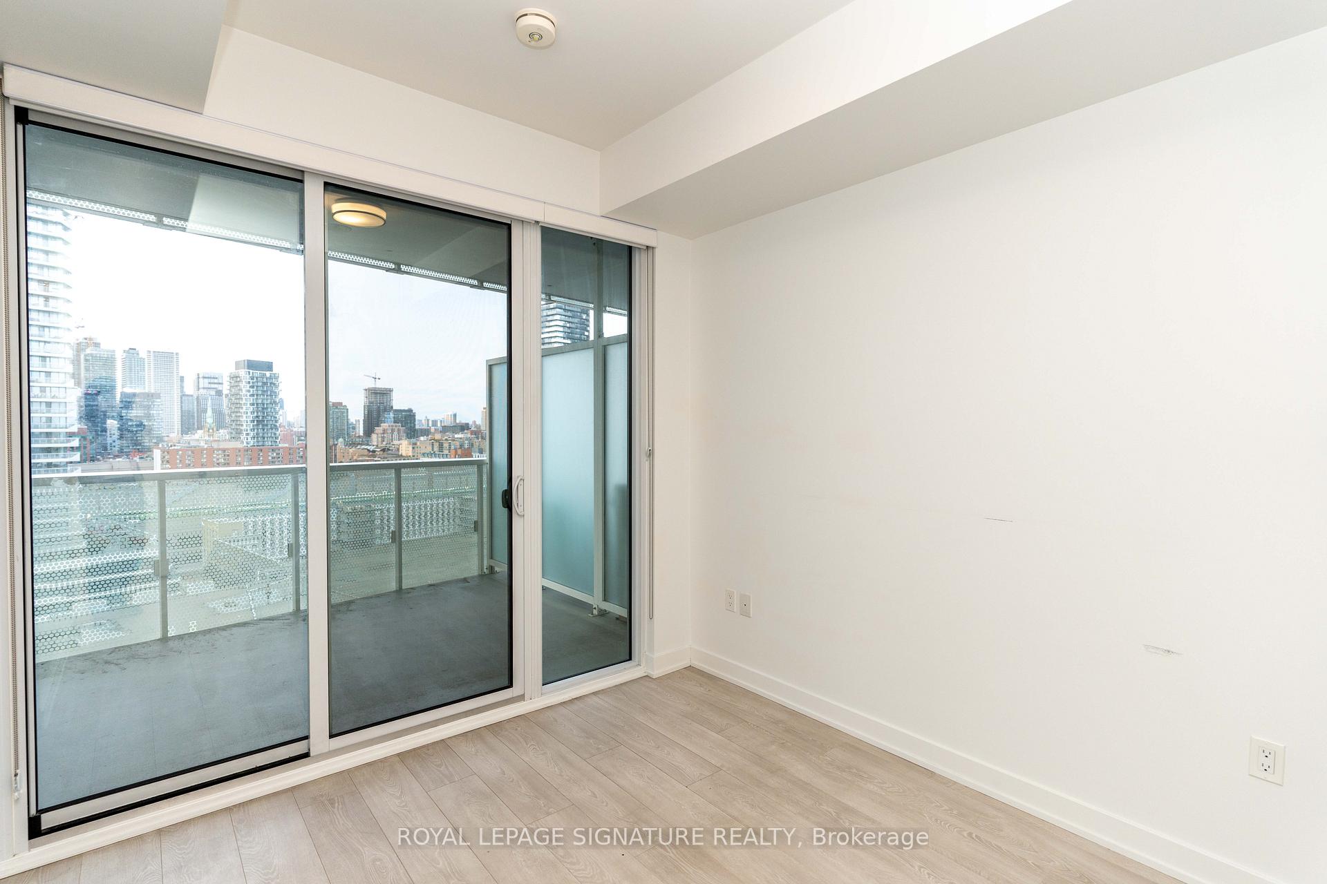 Photo 9 of Unit 1708, 15 Queens Quay E, Toronto, Waterfront Communities — HOMEH