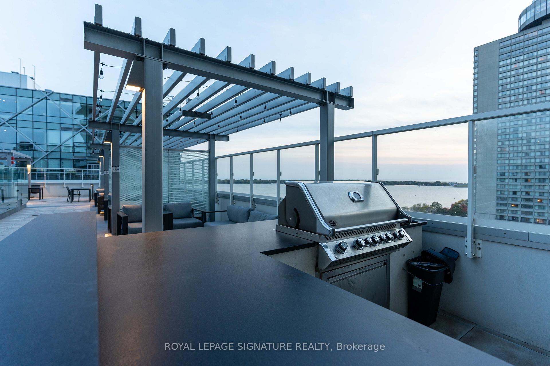 Photo 19 of Unit 1708, 15 Queens Quay E, Toronto, Waterfront Communities — HOMEH