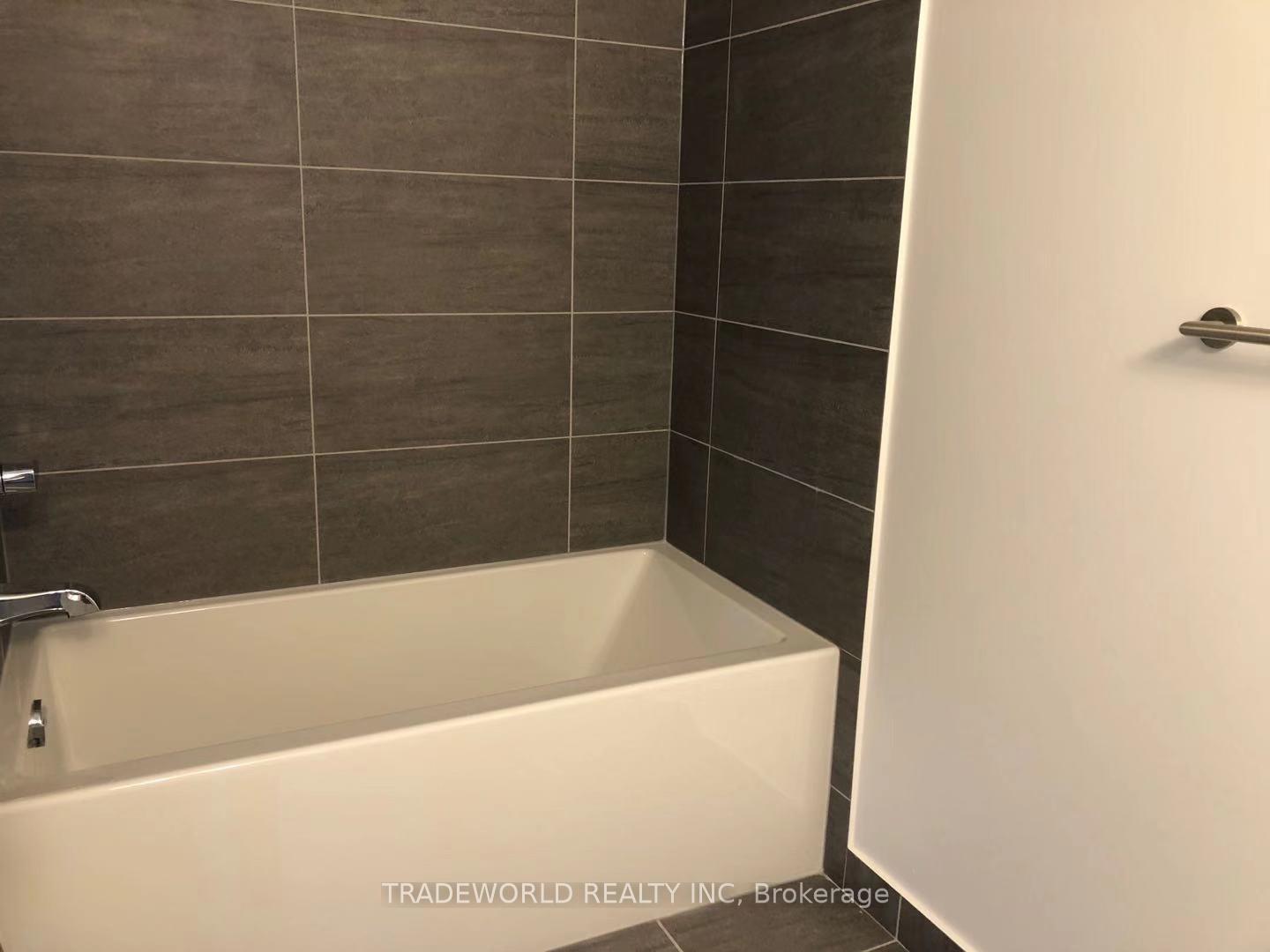 Photo 4 of Unit 2709, 77 Mutual Street, Toronto, Church-Yonge Corridor — HOMEH
