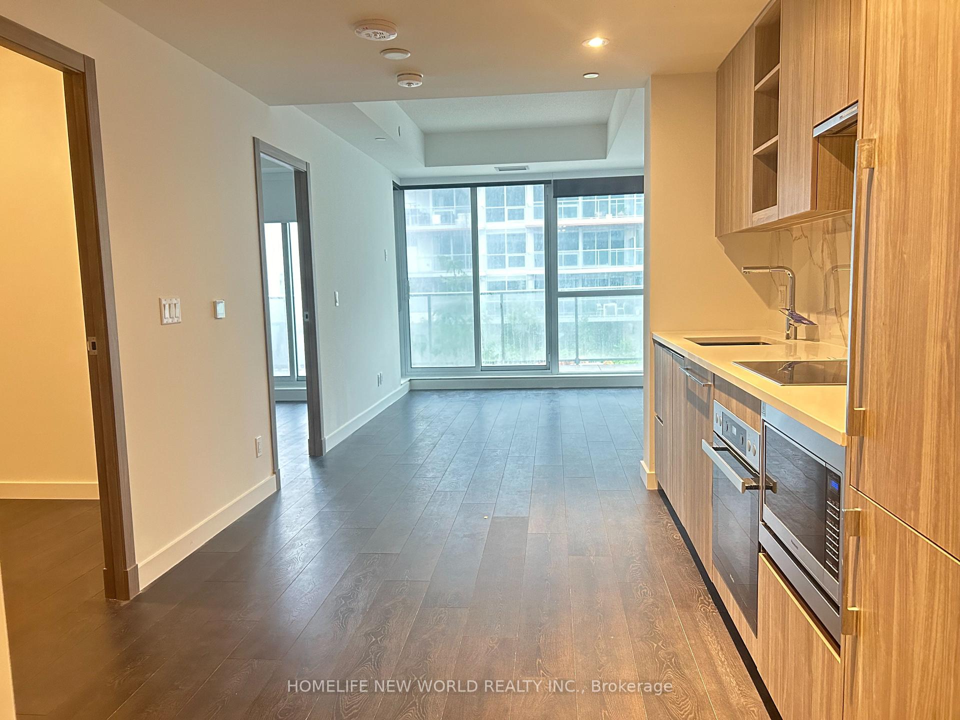 Photo 2 of Unit 201, 25 Mcmahon Drive, North York, Bayview Village — HOMEH