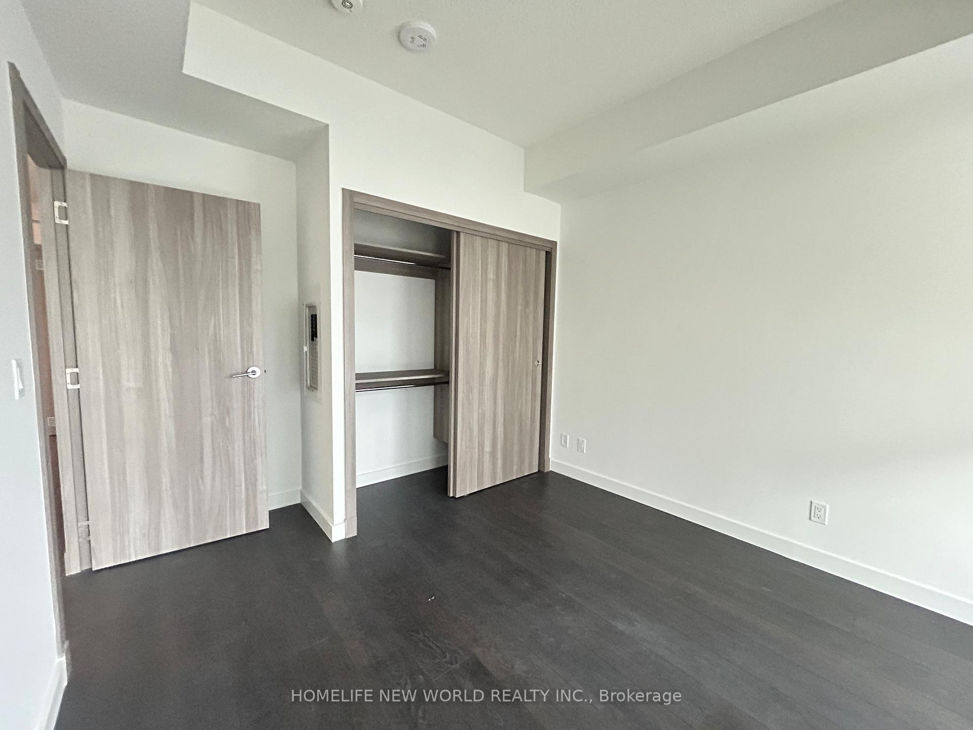 Photo 5 of Unit 201, 25 Mcmahon Drive, North York, Bayview Village — HOMEH