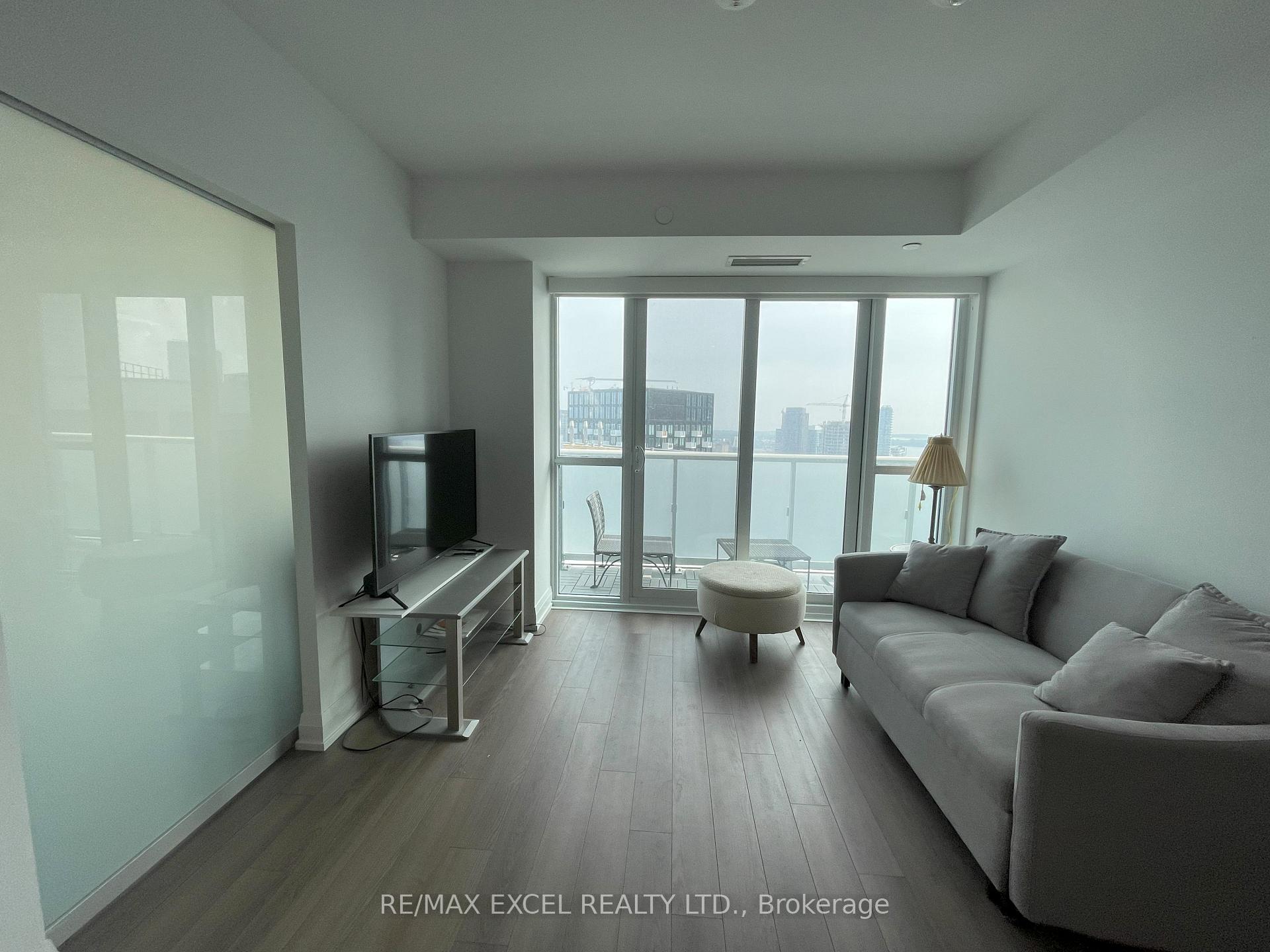 Photo 8 of Unit 3502, 77 Mutual Street, Toronto, Church-Yonge Corridor — HOMEH