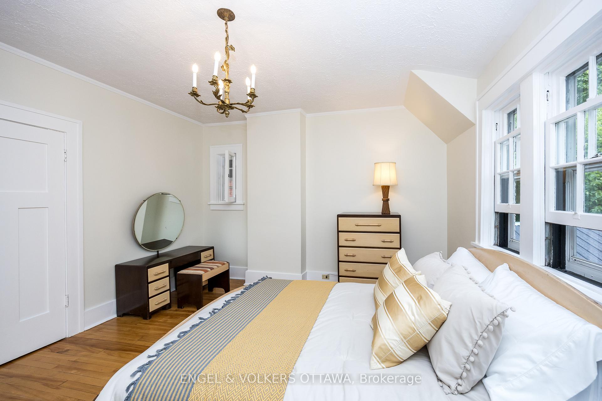 Photo 32 of 290 Clemow Avenue, Ottawa, Glebe — HOMEH