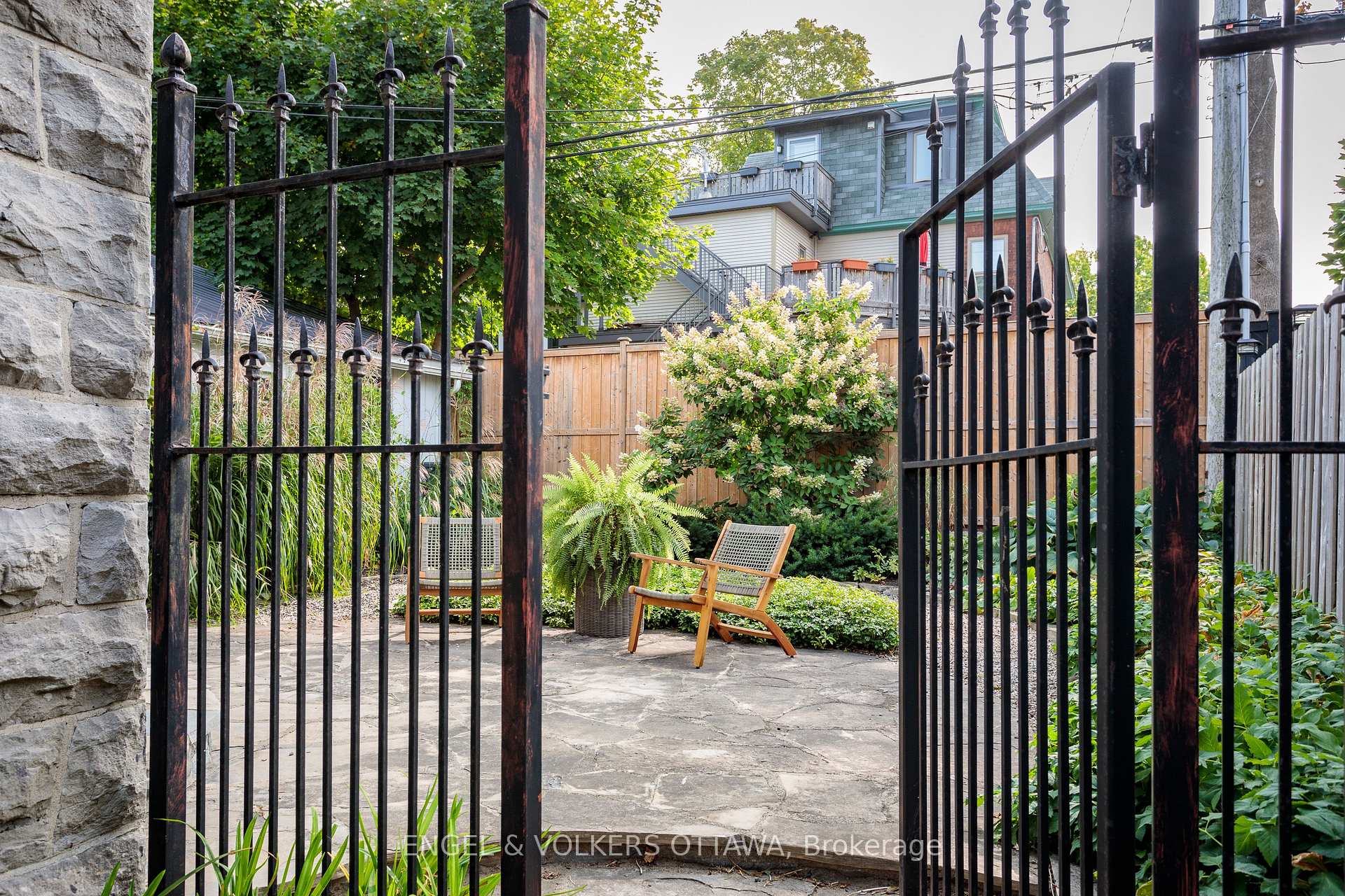 Photo 43 of 290 Clemow Avenue, Ottawa, Glebe — HOMEH