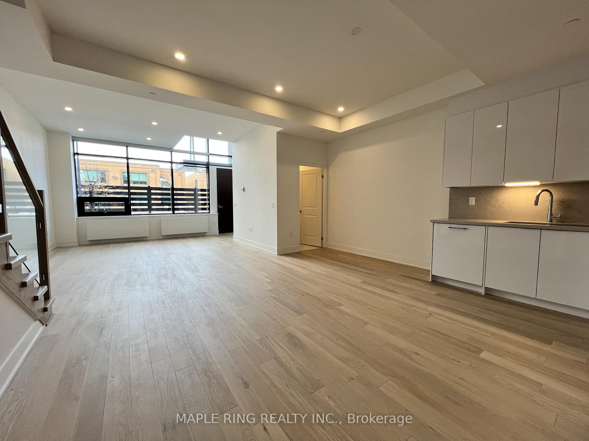 Photo 3 of Unit 102W, 2916 Highway 7 Road, Vaughan, Concord — HOMEH