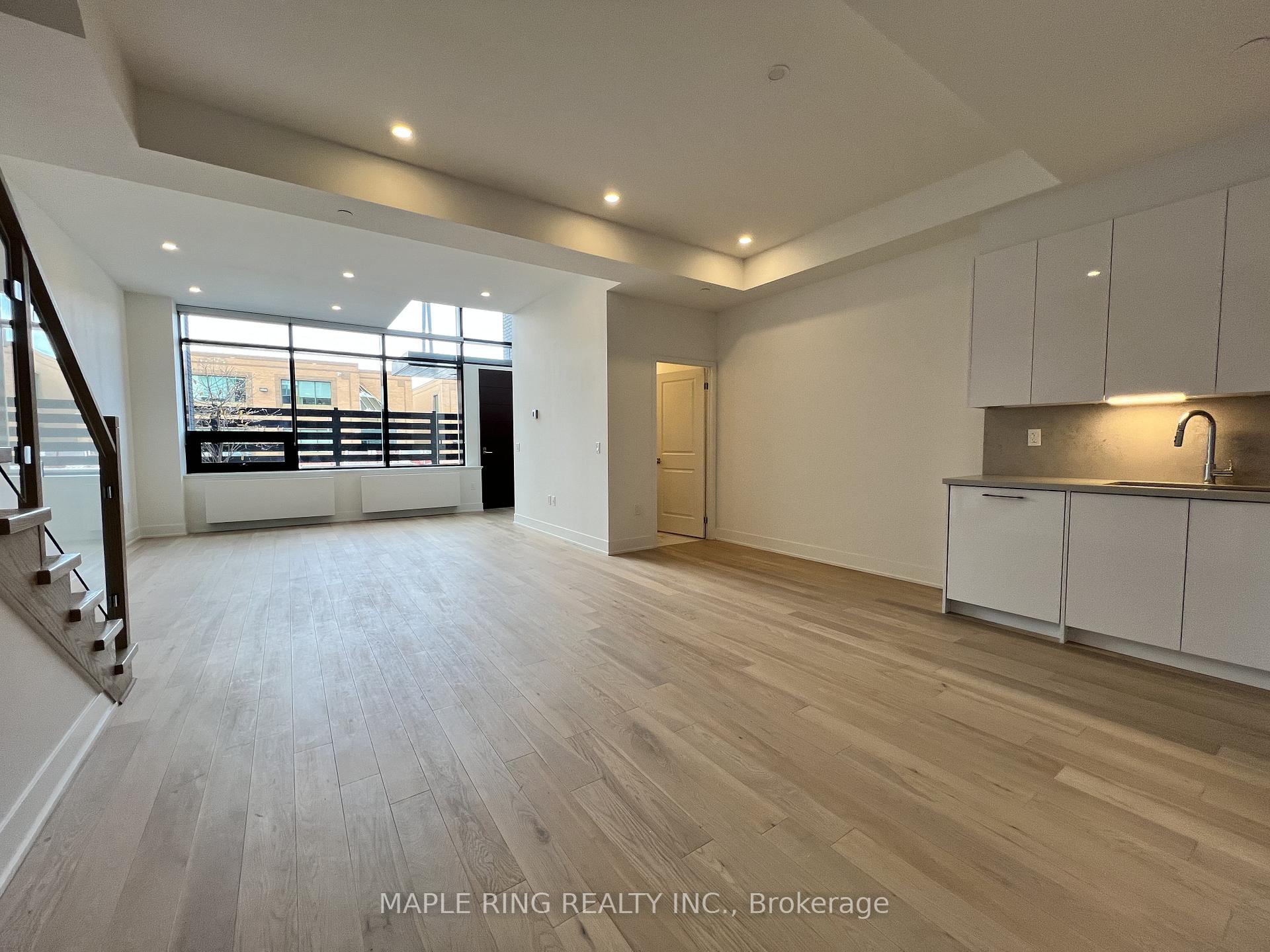 Photo 5 of Unit 102W, 2916 Highway 7 Road, Vaughan, Concord — HOMEH