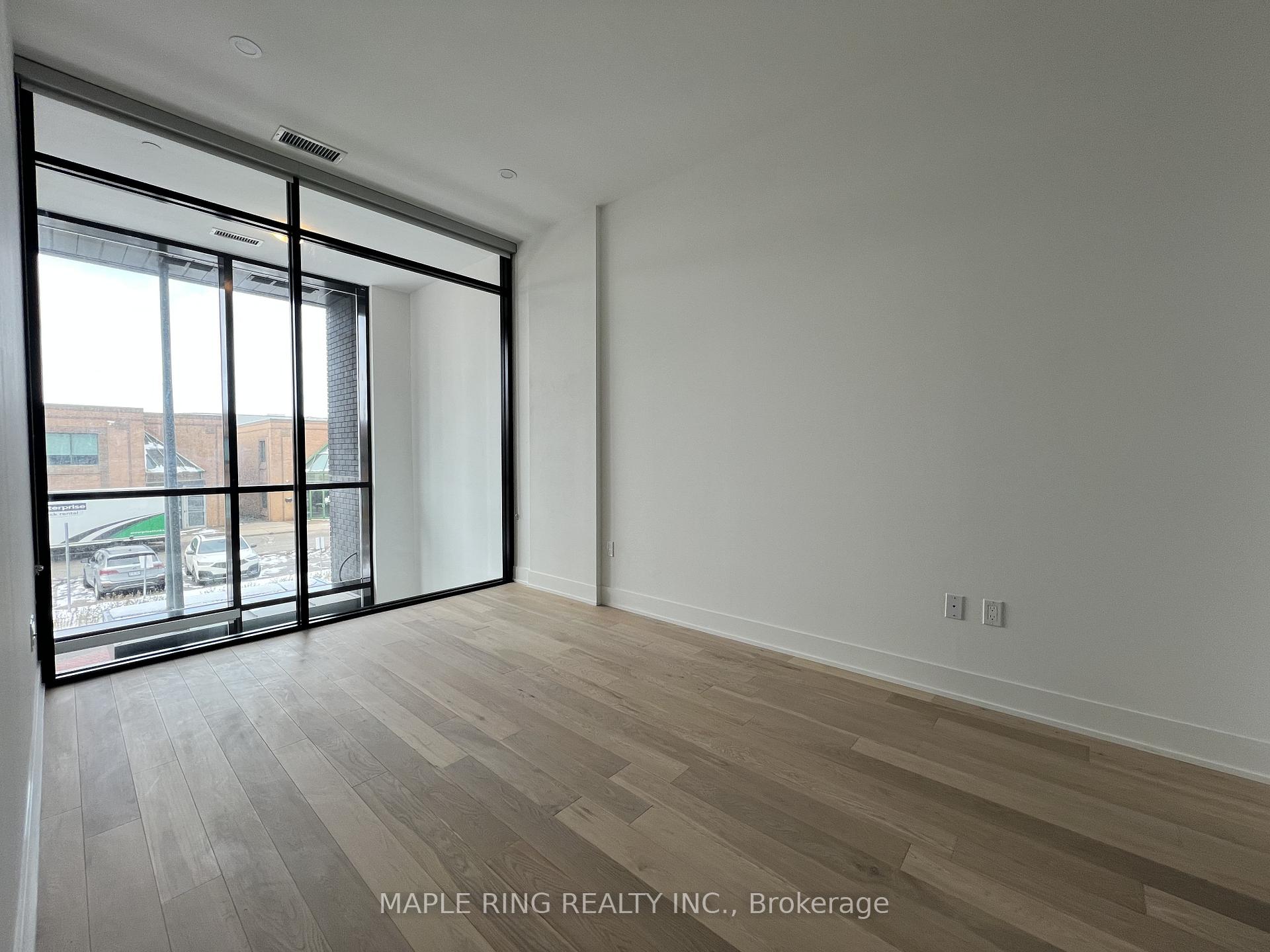 Photo 8 of Unit 102W, 2916 Highway 7 Road, Vaughan, Concord — HOMEH