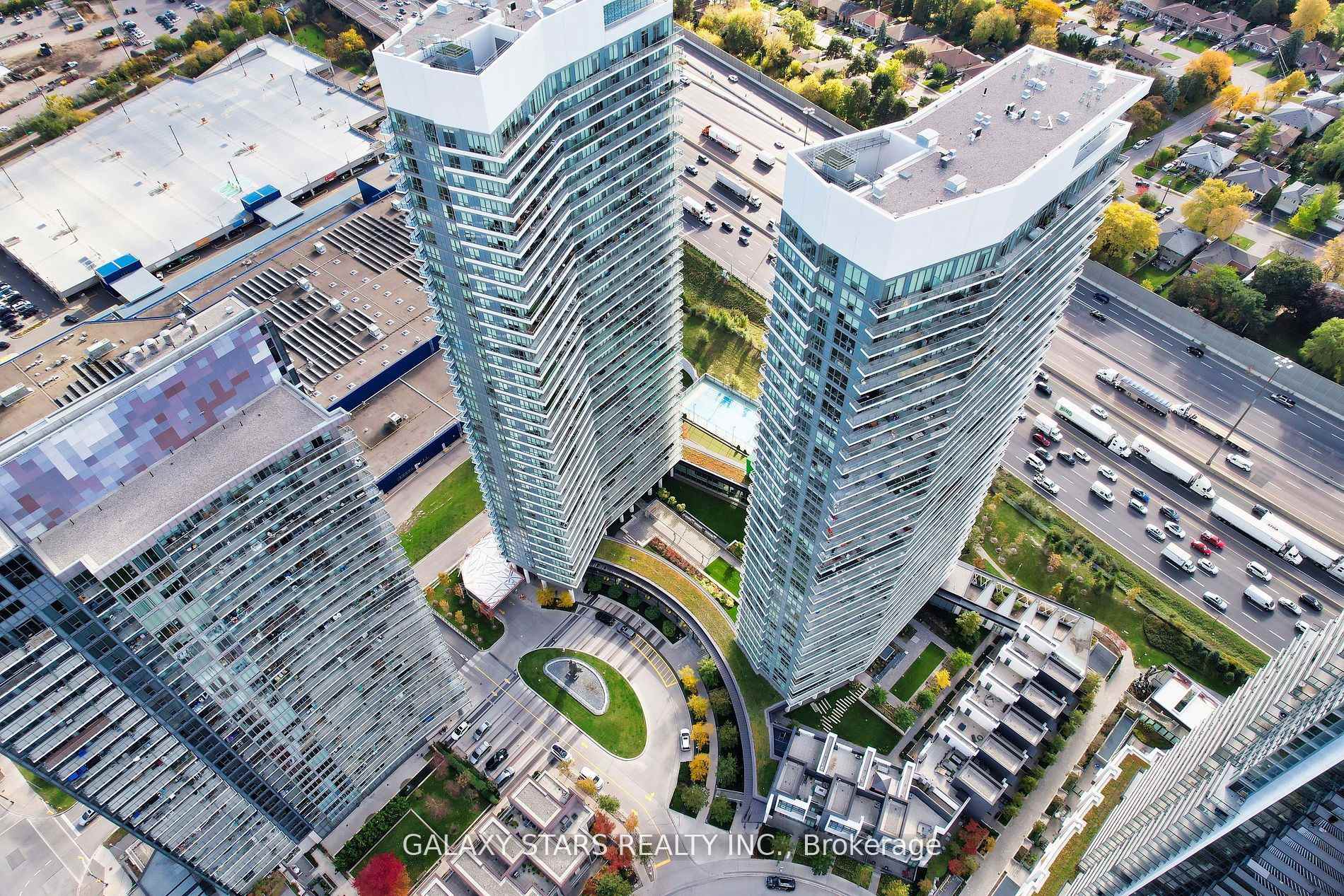 Photo 3 of Unit 203, 117 McMahon Drive, North York, Bayview Village — HOMEH