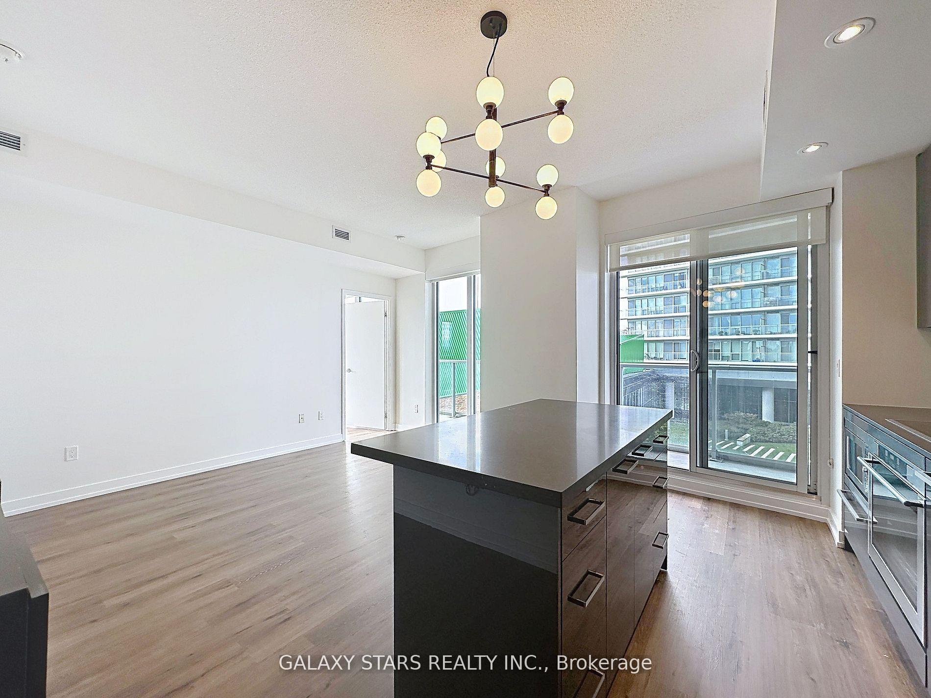 Photo 6 of Unit 203, 117 McMahon Drive, North York, Bayview Village — HOMEH