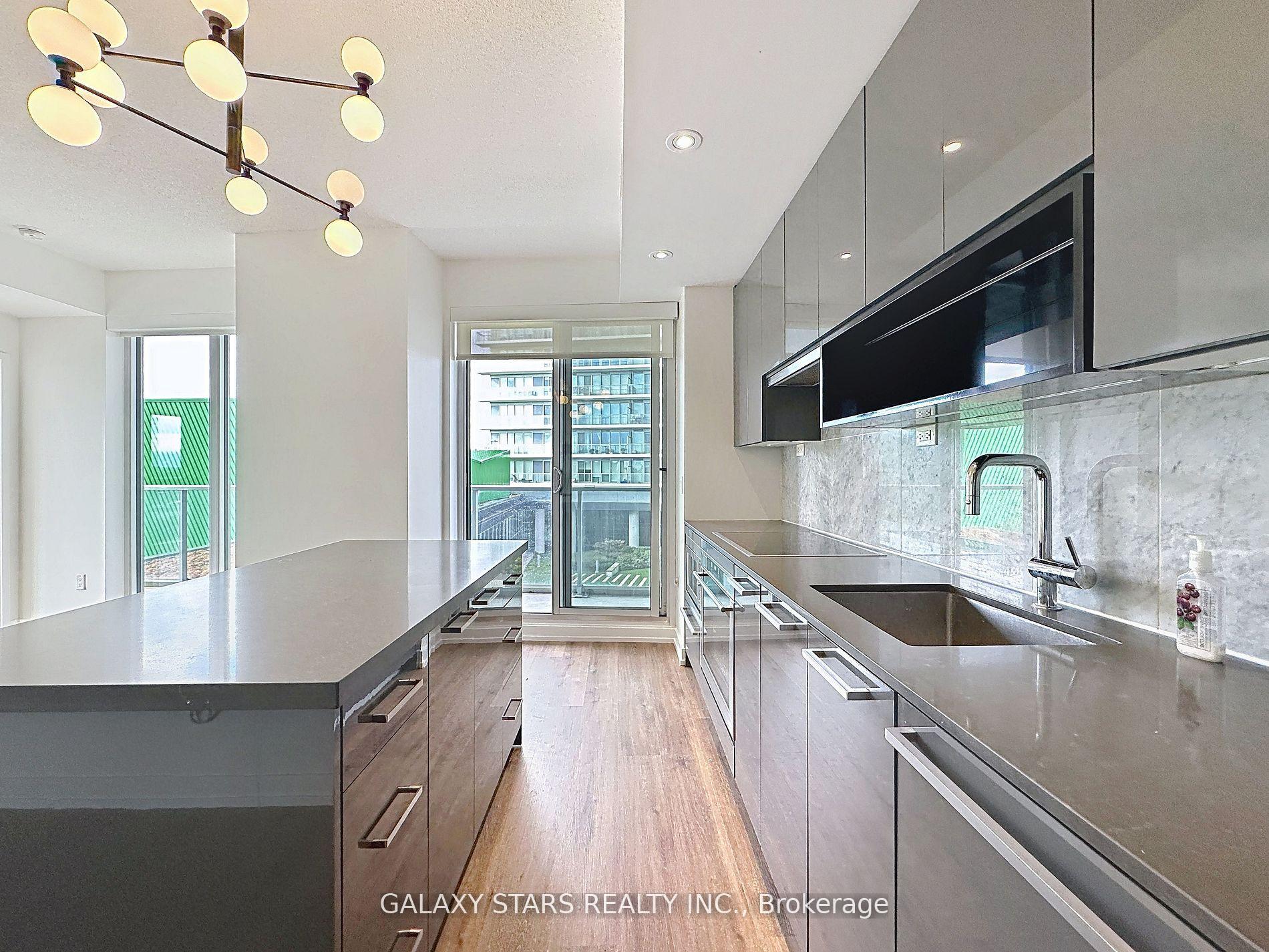 Photo 7 of Unit 203, 117 McMahon Drive, North York, Bayview Village — HOMEH