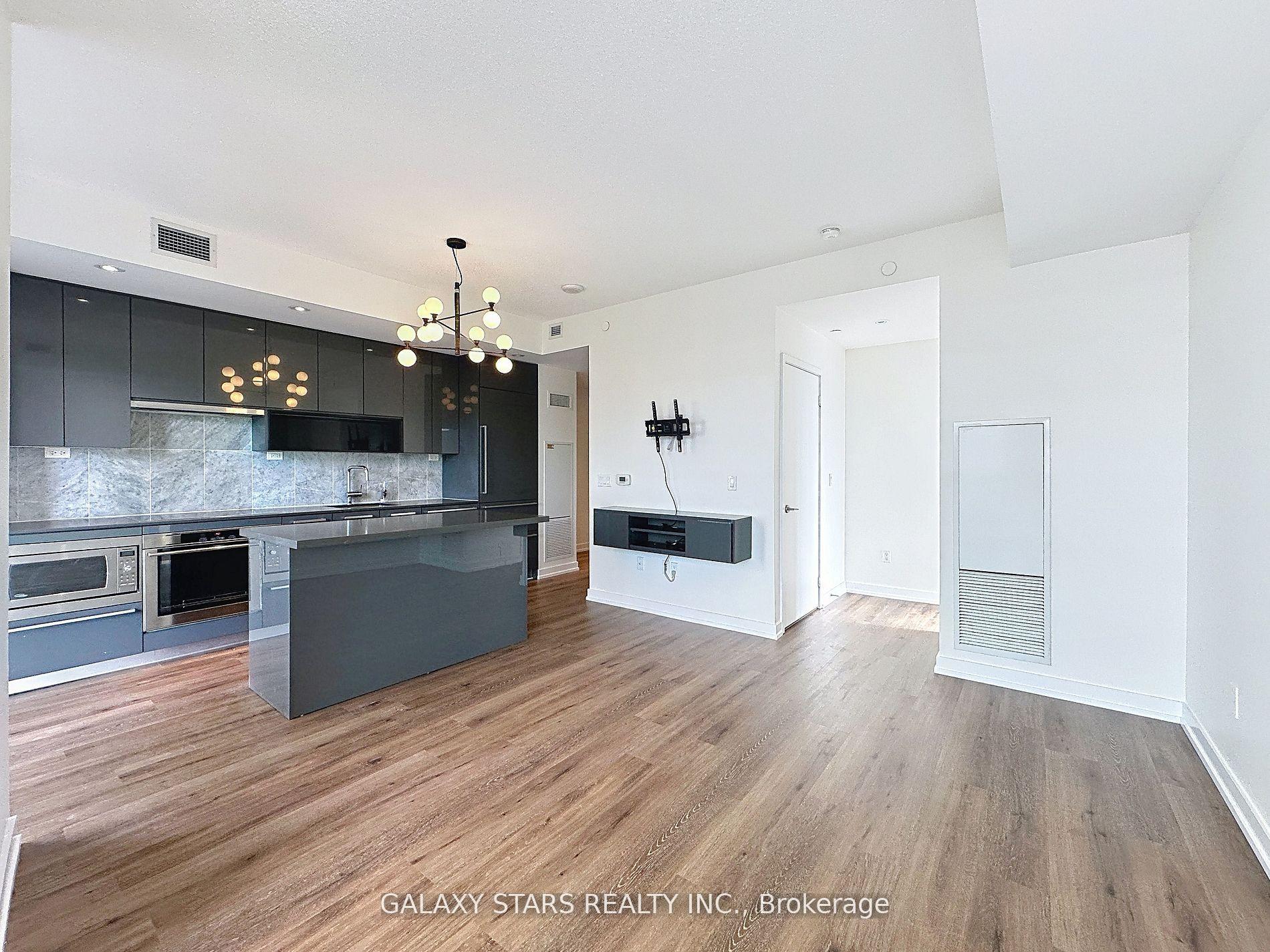 Photo 14 of Unit 203, 117 McMahon Drive, North York, Bayview Village — HOMEH