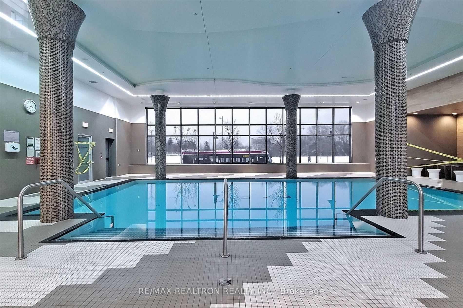 Photo 5 of Unit 902, 8200 Birchmount Road, Markham, Unionville — HOMEH