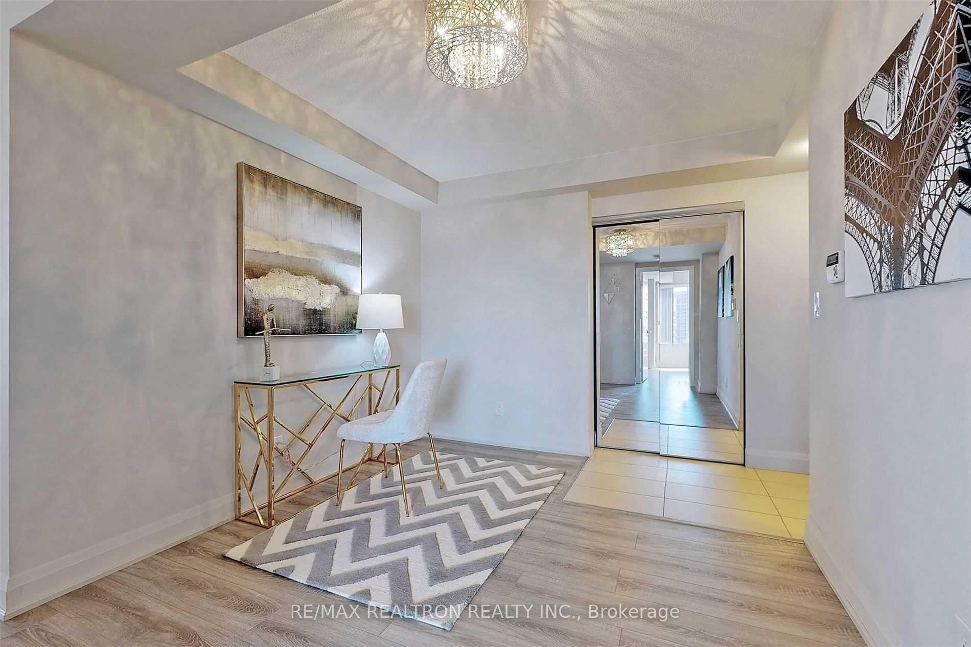 Photo 9 of Unit 902, 8200 Birchmount Road, Markham, Unionville — HOMEH