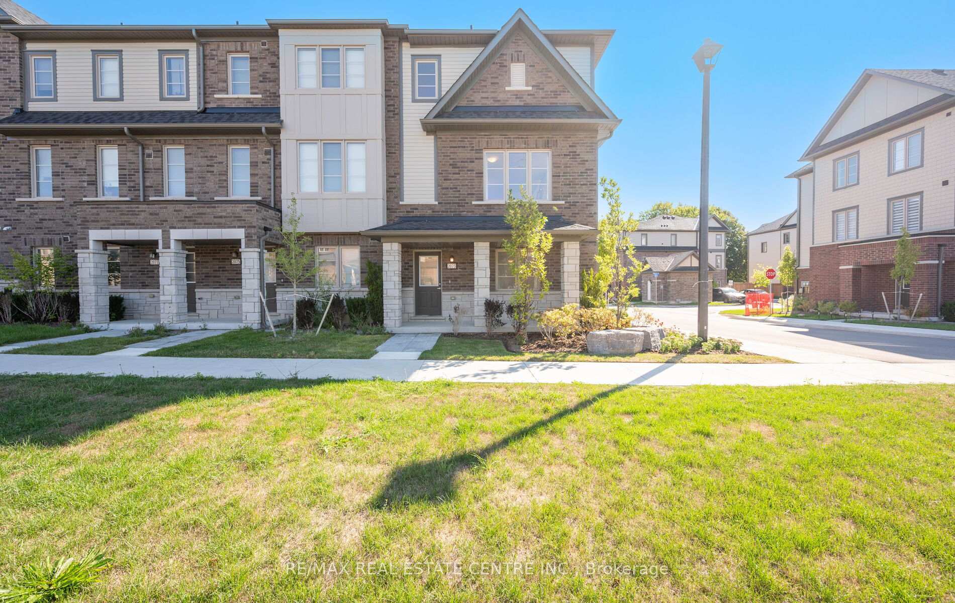Photo 2 of 2073 Prestonvale Road, Clarington, Courtice — HOMEH