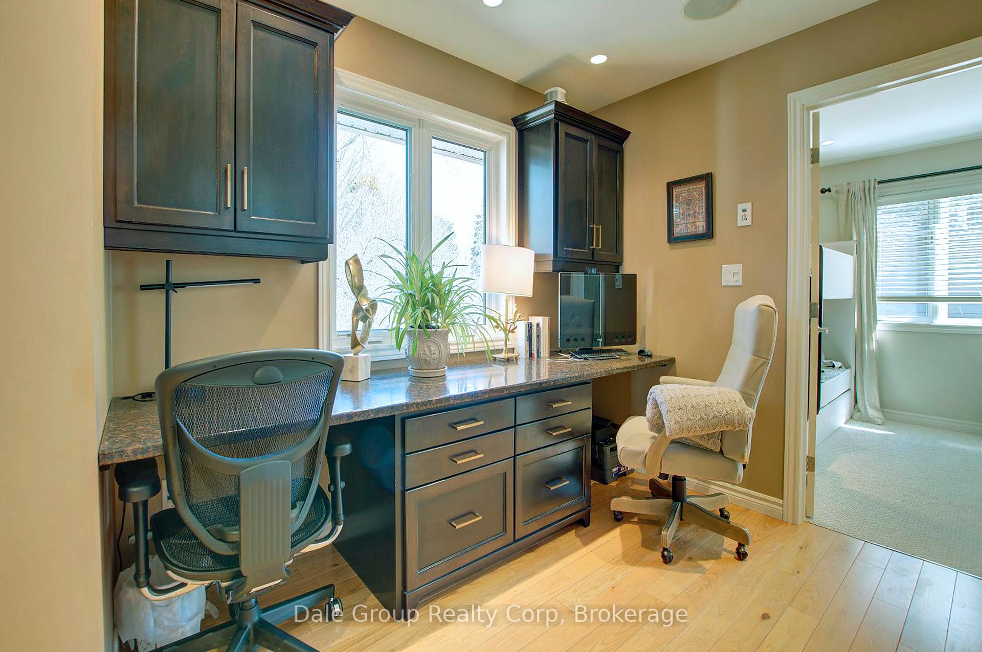 Photo 12 of 23 Andrew Crescent, Goderich, Goderich (Town) — HOMEH