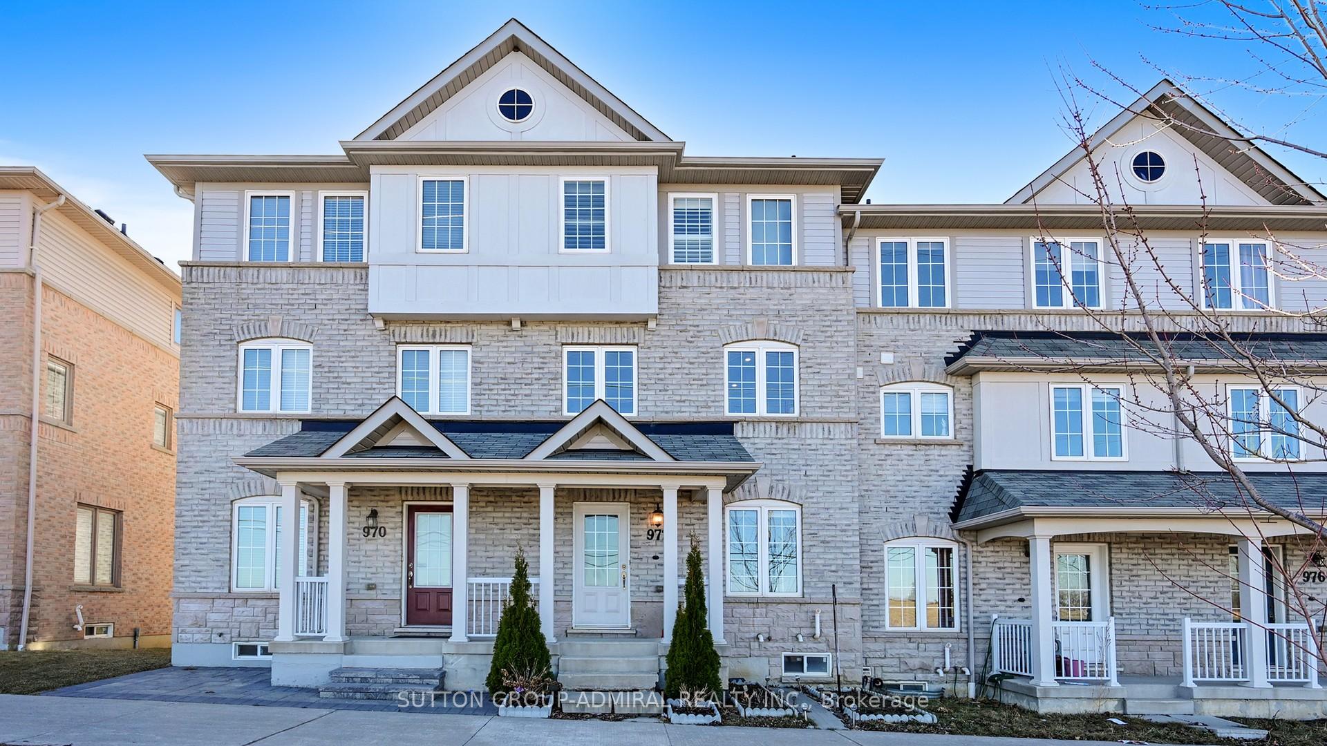 Front of 972 Audley Road N