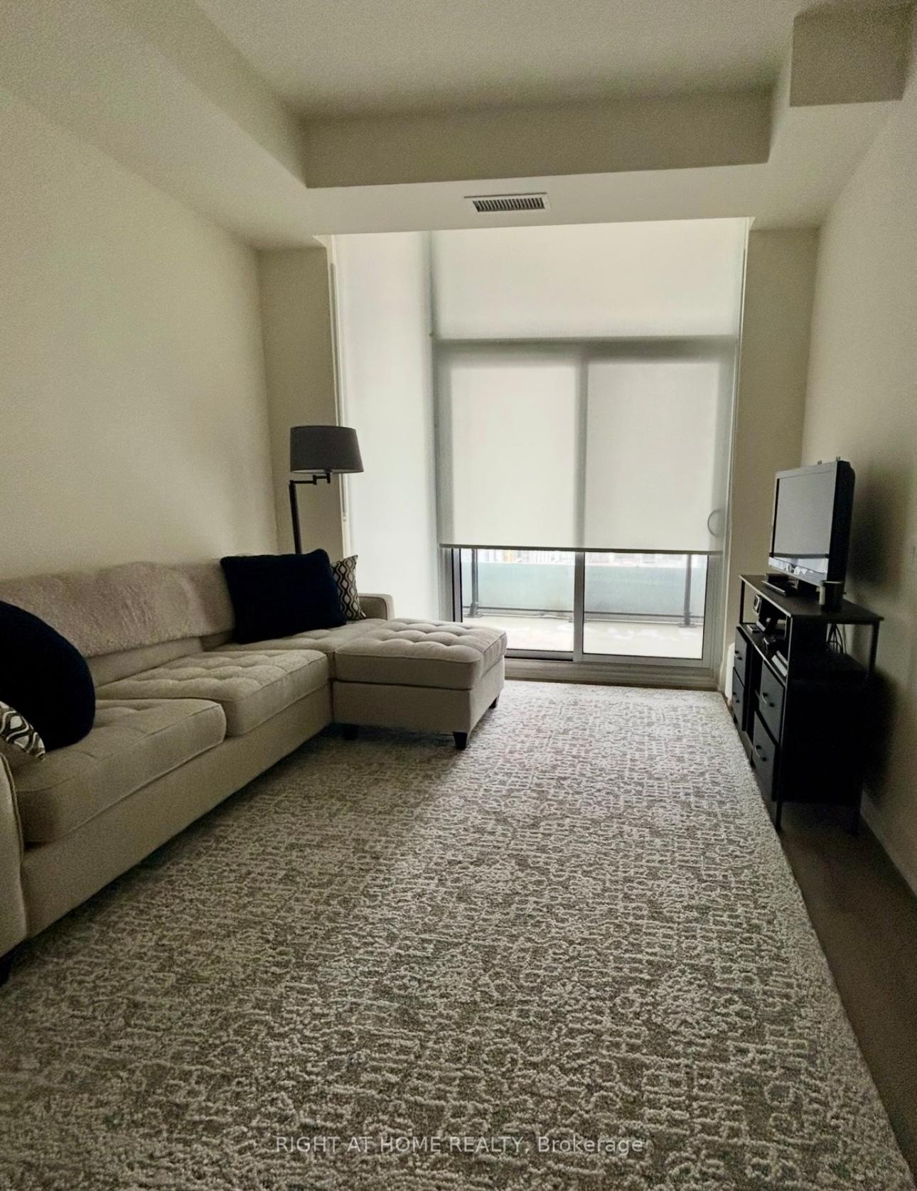 Photo 8 of Unit 530, 8960 Jane Street N, Vaughan, Vellore Village — HOMEH