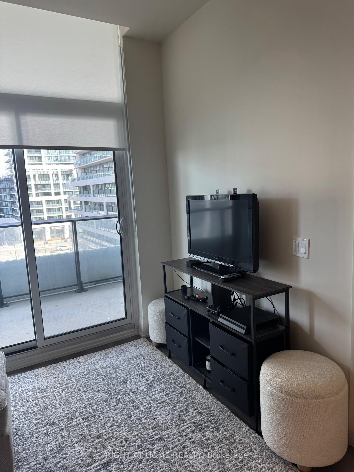 Photo 23 of Unit 530, 8960 Jane Street N, Vaughan, Vellore Village — HOMEH